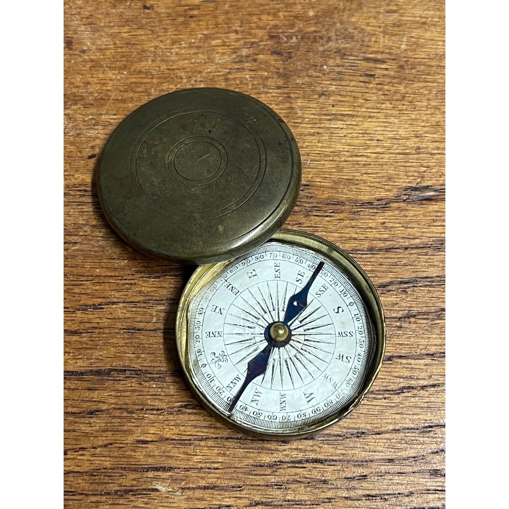 Early Vintage 1800s Gentlemen's Brass Cased Paper-Dial Pocket Compass Antique