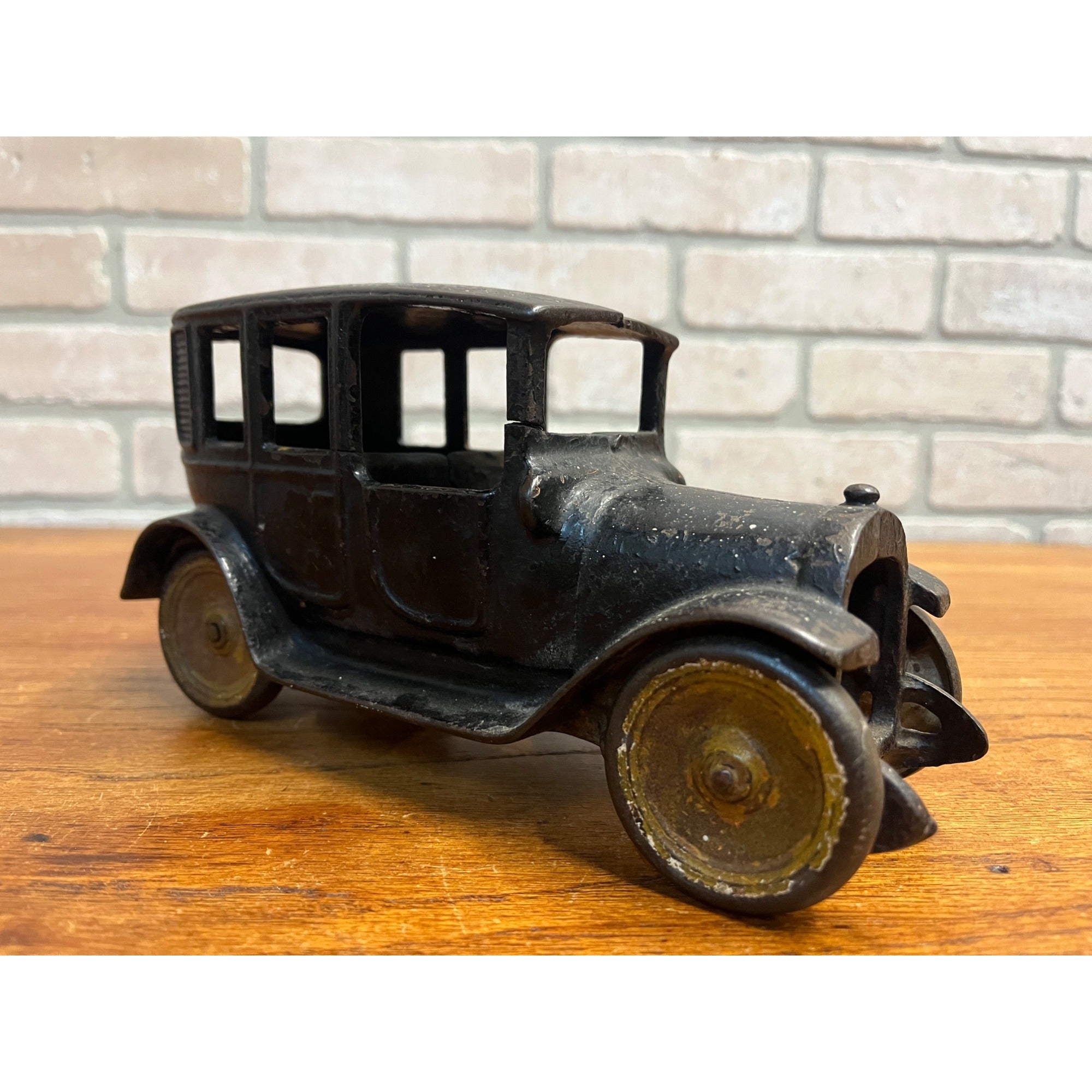 Vintage 1920s Arcade Cast Iron Black Sedan Car Taxi 4-Door