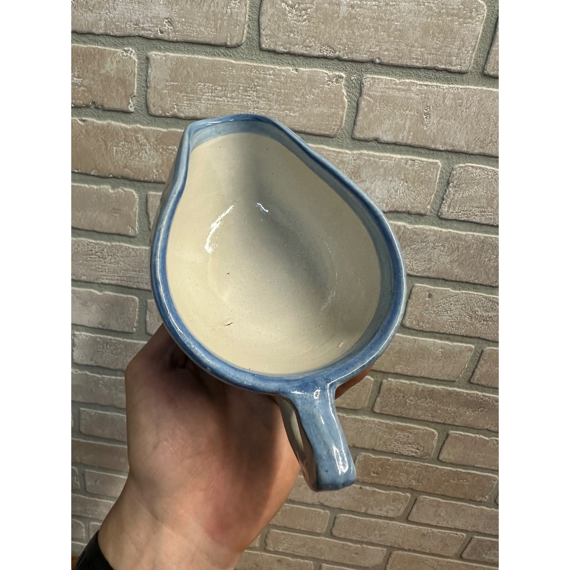 LOUISVILLE STONEWARE BLUEBERRY CLUSTER GRAVY BOAT/SAUCE POURING DISH