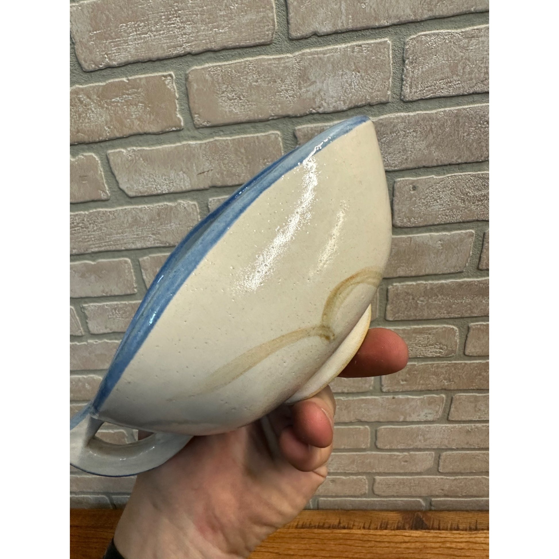 LOUISVILLE STONEWARE BLUEBERRY CLUSTER GRAVY BOAT/SAUCE POURING DISH