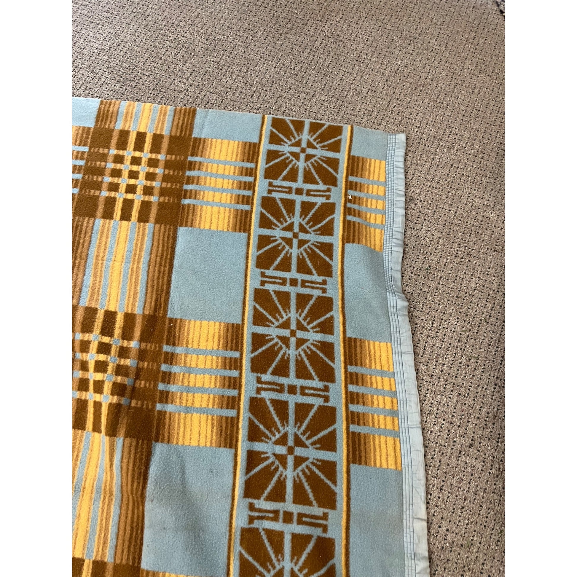 Vintage Southwest Style Blue & Brown Fleece or Wool Blanket 65"x77"