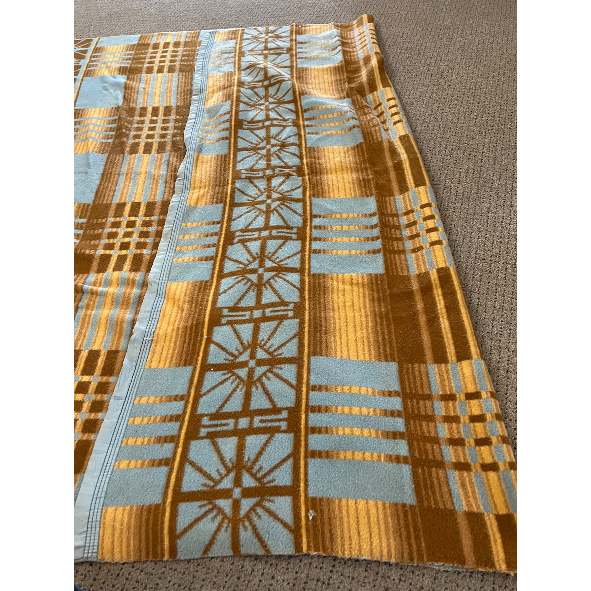 Vintage Southwest Style Blue & Brown Fleece or Wool Blanket 65"x77"