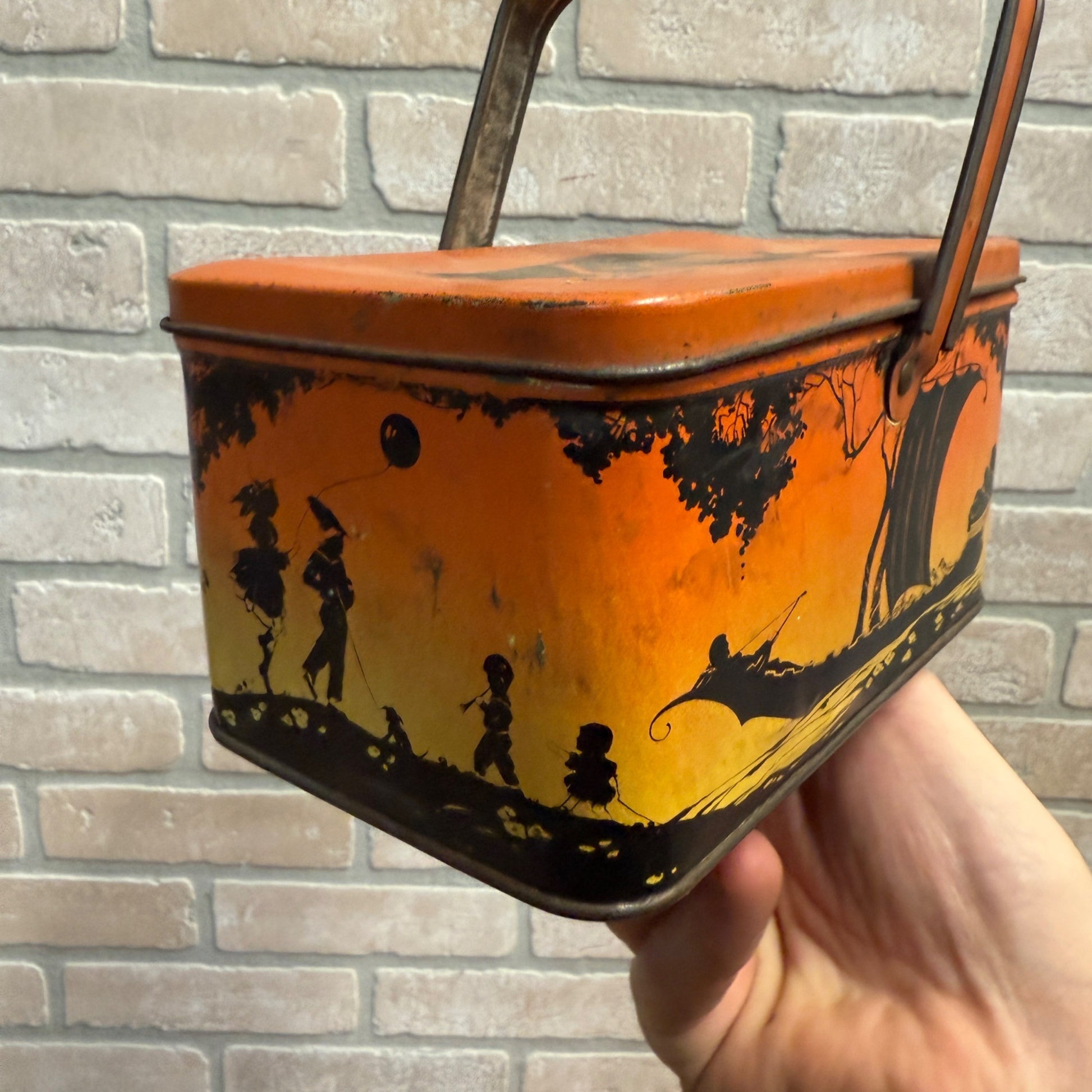 Scarce 1950's One Handle Lindbergh Plane Tin Lunchbox Lithograph Great Graphics