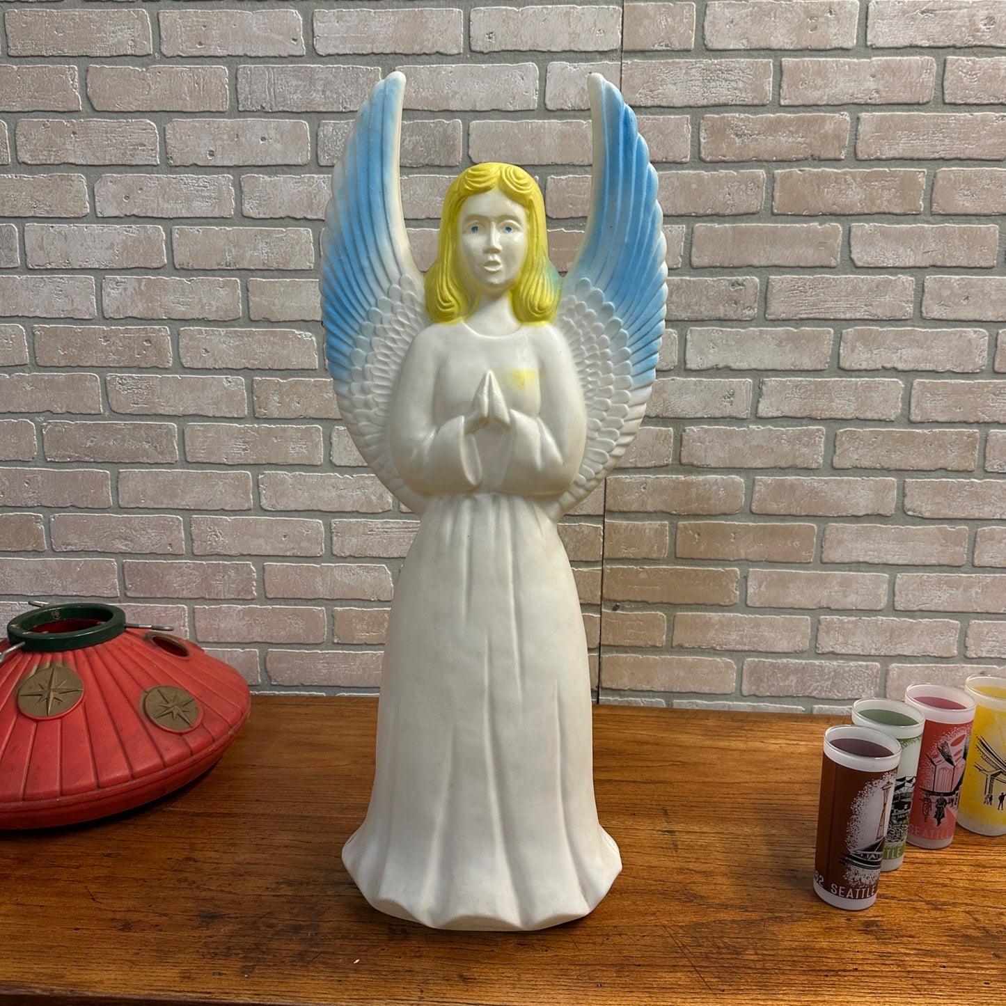 Vintage 1988 Union Products Angel Blow Mold 30'' Tall Christmas Angle Blue Wings