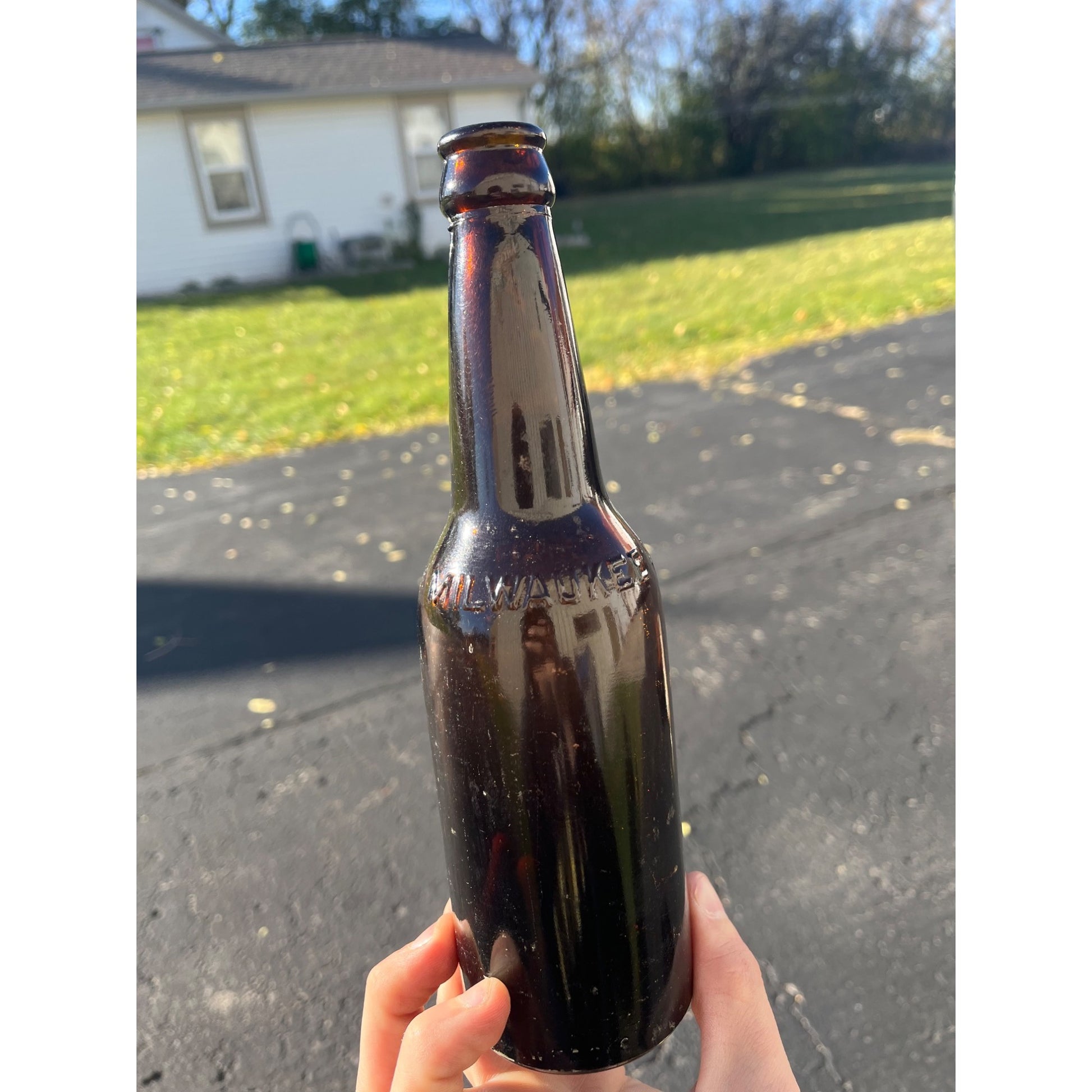 Pre-Pro Schlitz Brewing Company Milwaukee Vintage Amber Brown Beer Bottle Wis