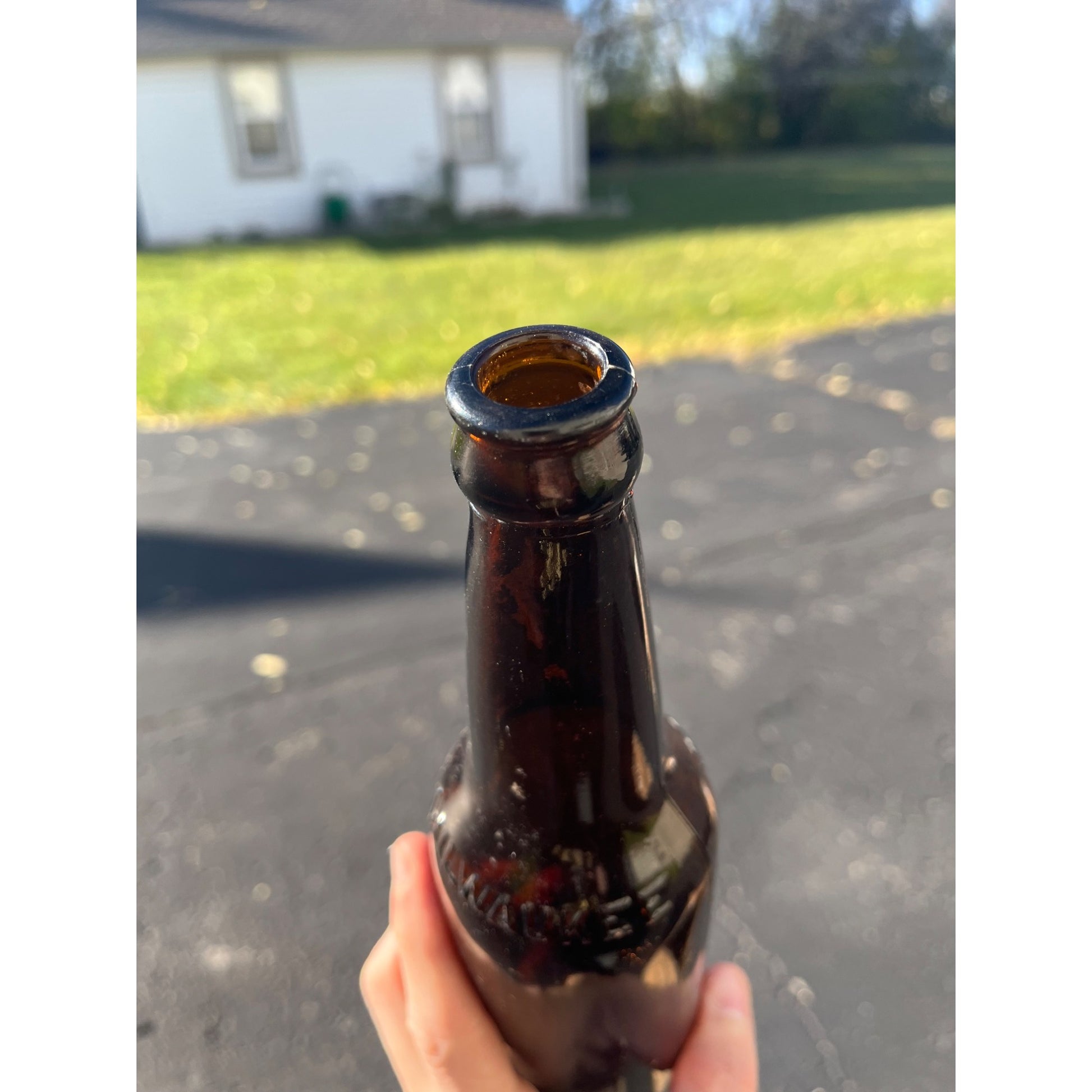 Pre-Pro Schlitz Brewing Company Milwaukee Vintage Amber Brown Beer Bottle Wis