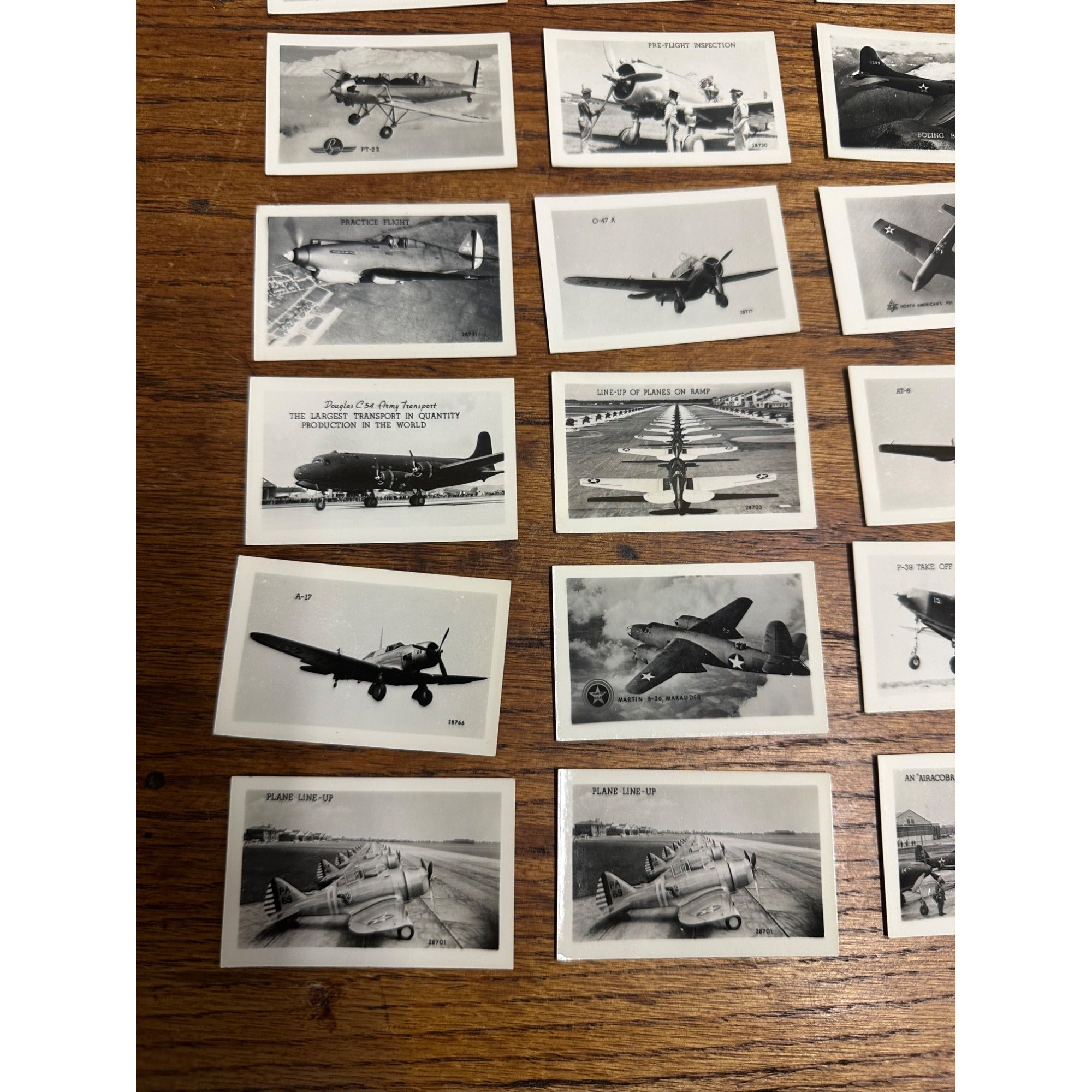 Original WWII US Army Airplanes 25 Souvenir Mini Photographs Photos Mailed