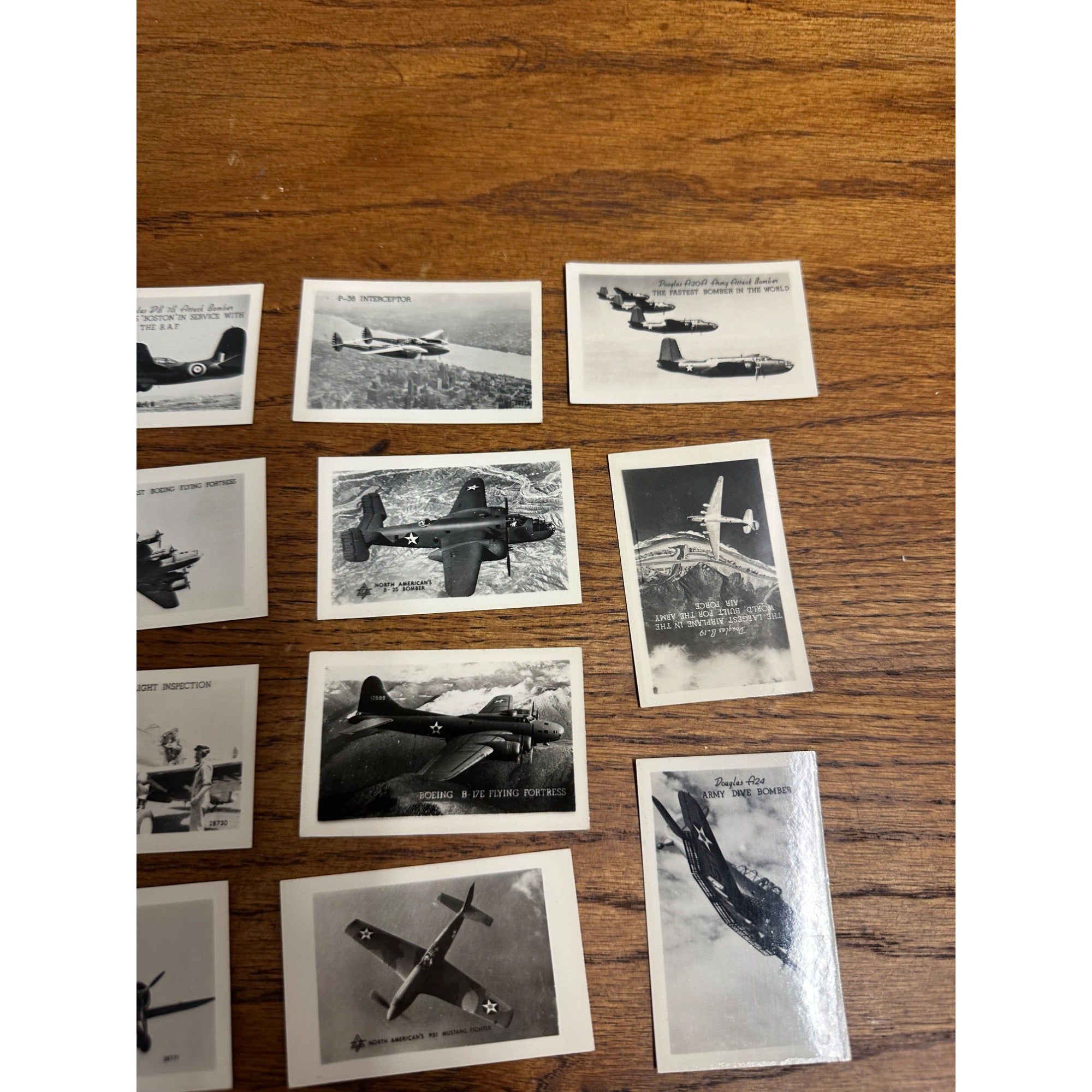 Original WWII US Army Airplanes 25 Souvenir Mini Photographs Photos Mailed