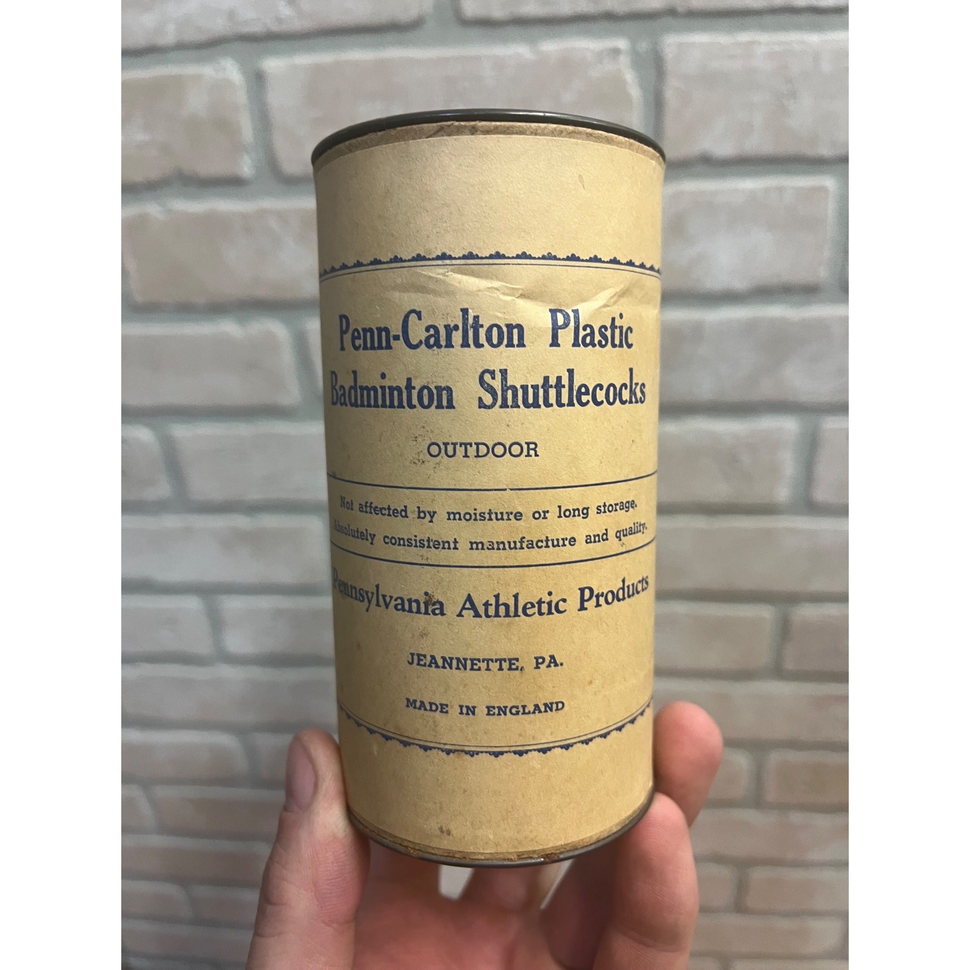 Vintage 1950s Pennsylvania Athletic Products Penn-Carlton Shuttlecocks FULL Tube