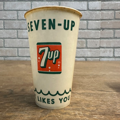 Vintage 7up Wave Border 12oz Soda Promotional Wax Paper Cup