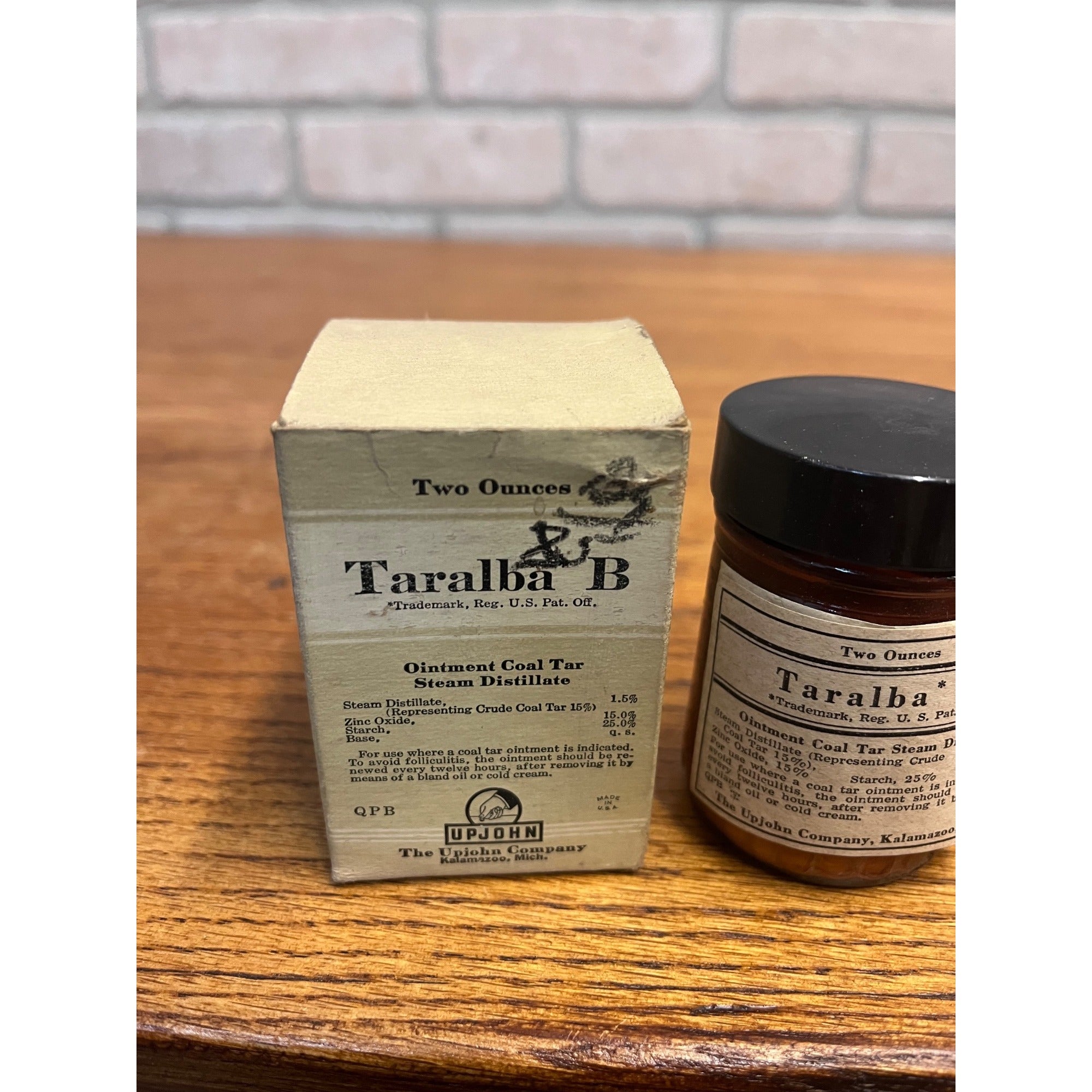 Vintage Upjohn Taralba Ointment Milk Glass Jar Drug Store & Box