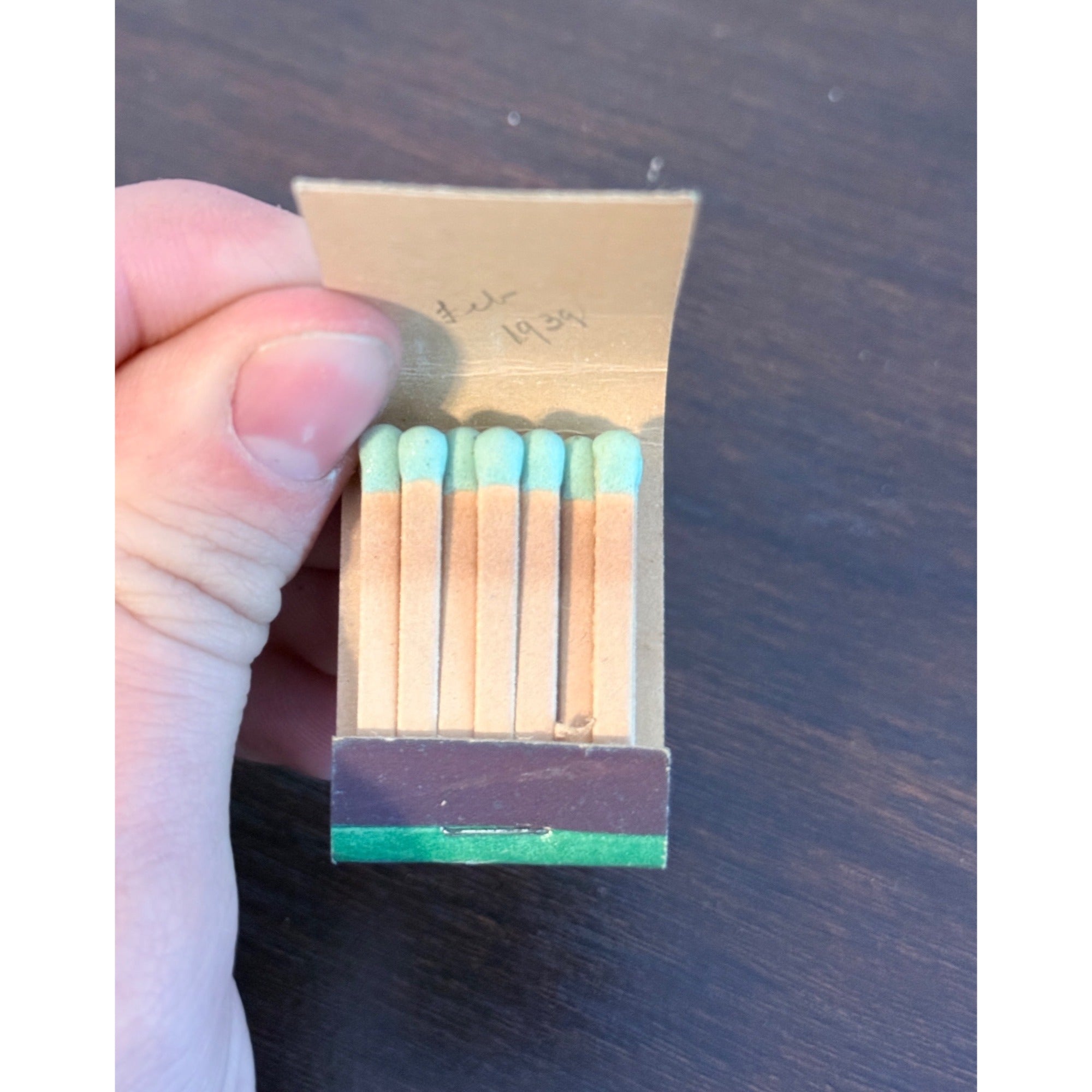 Vintage  Blackamoor Cocktail Lounge Hotel Wisconsin WI Unstruck FULL Matchbook