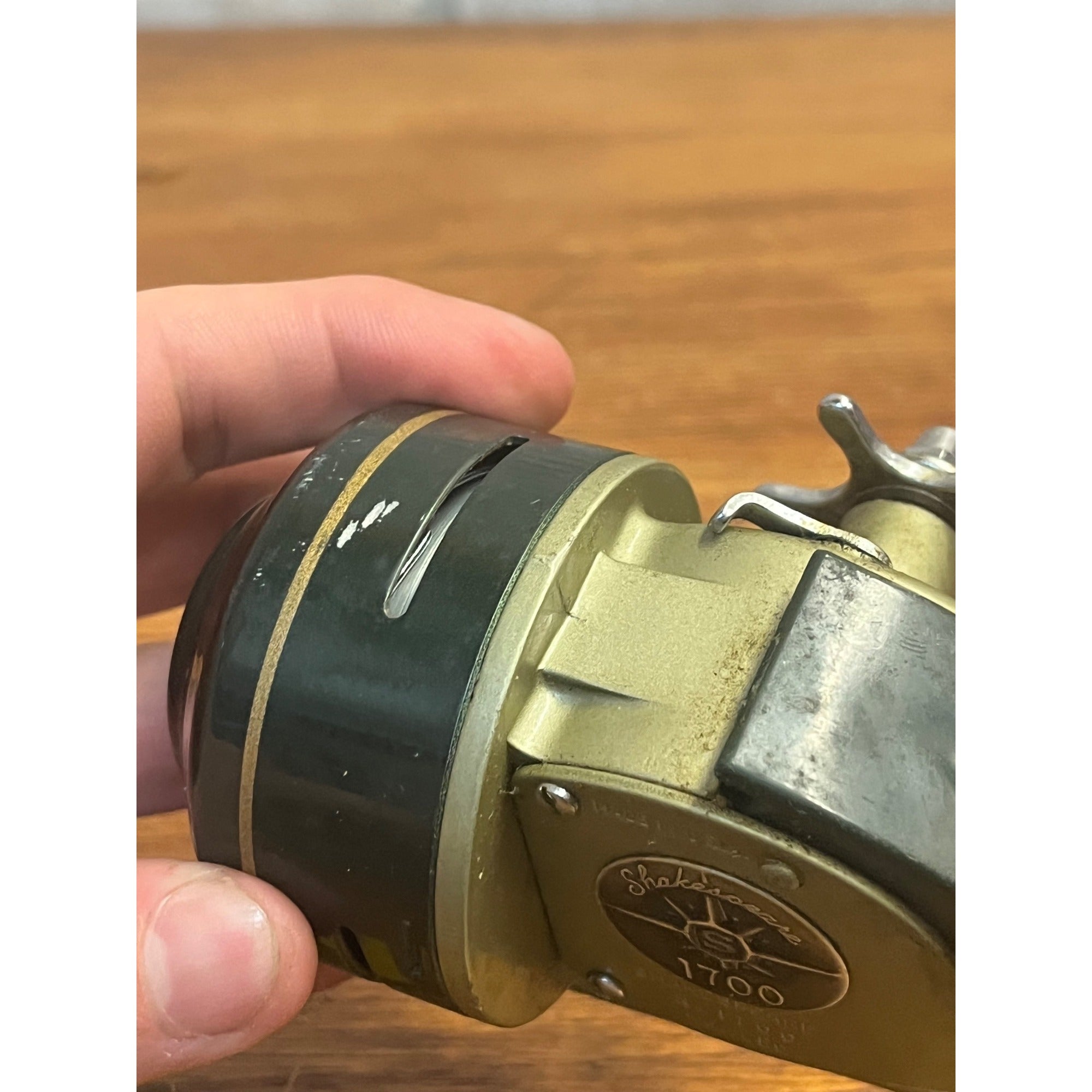 Vintage Shakespeare 1700 Model EC Fishing Reel - Excellent Condition