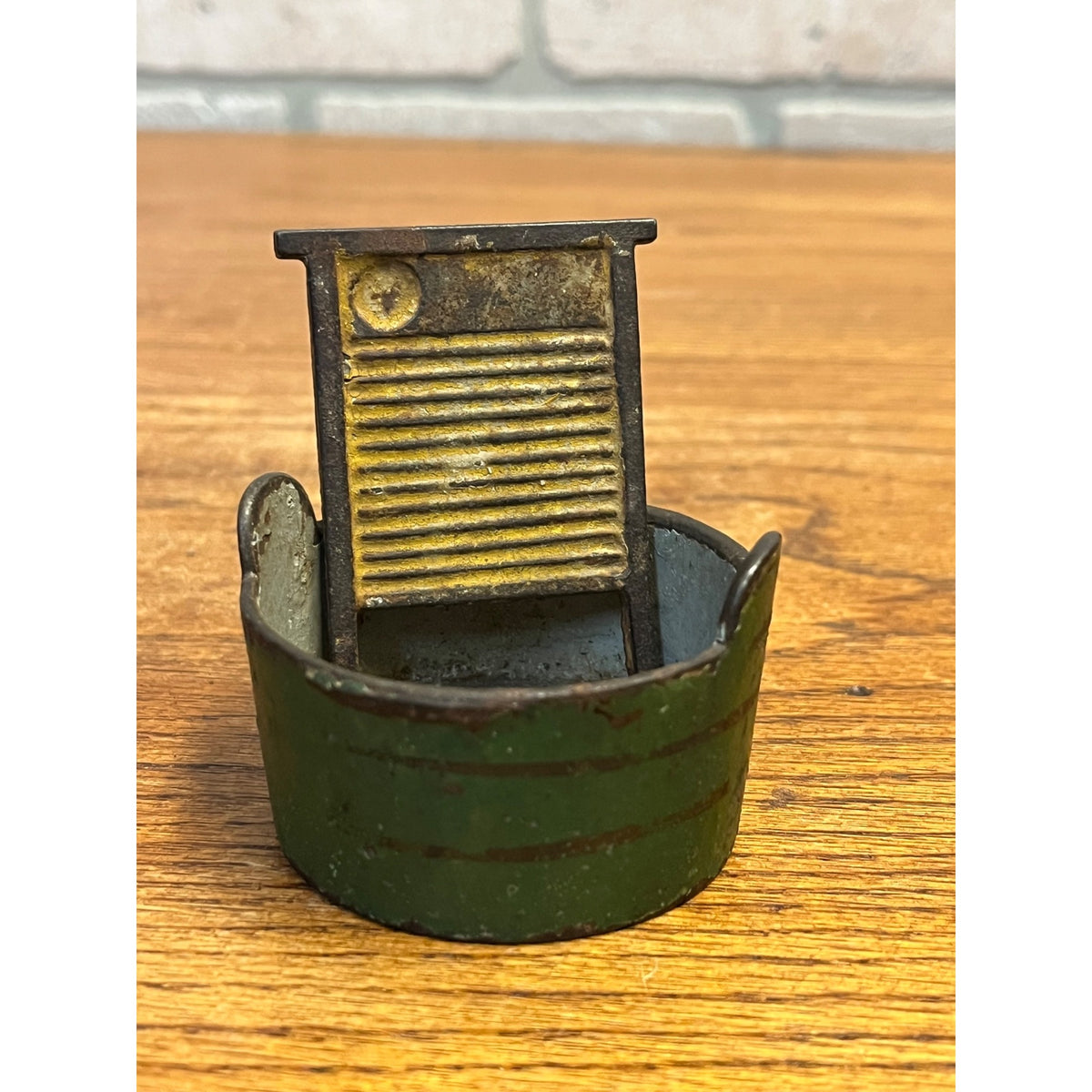 Antique 1880s J.E. Stevens Cast Iron MiniatureWash Board & Tub Dollhouse Toys