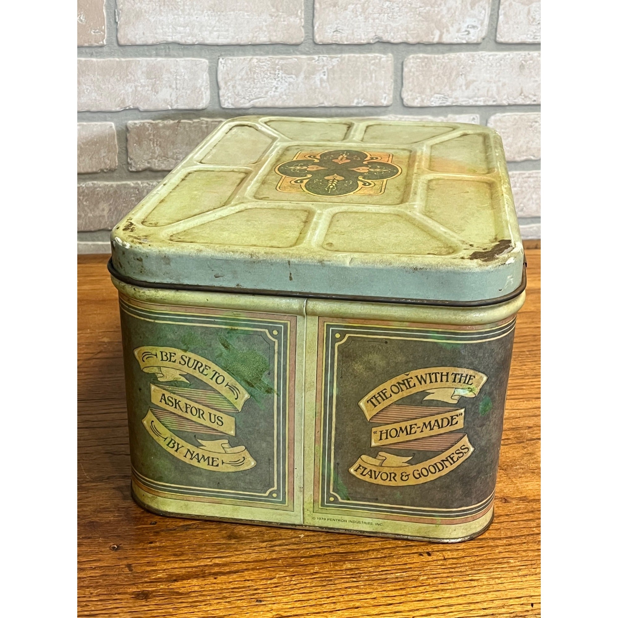 Vintage 1970s Wheat Heart Bread Box Metal Tin Hinged  R&D Co.