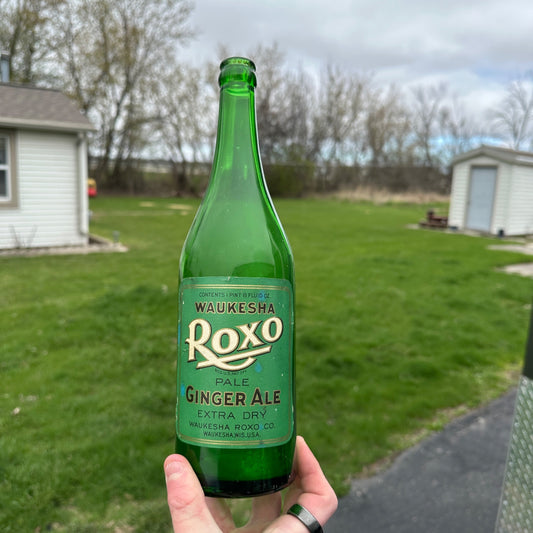 Vintage 1940s Roxo Ginger Ale Waukesha Soda Bottle 24oz Bottle Label