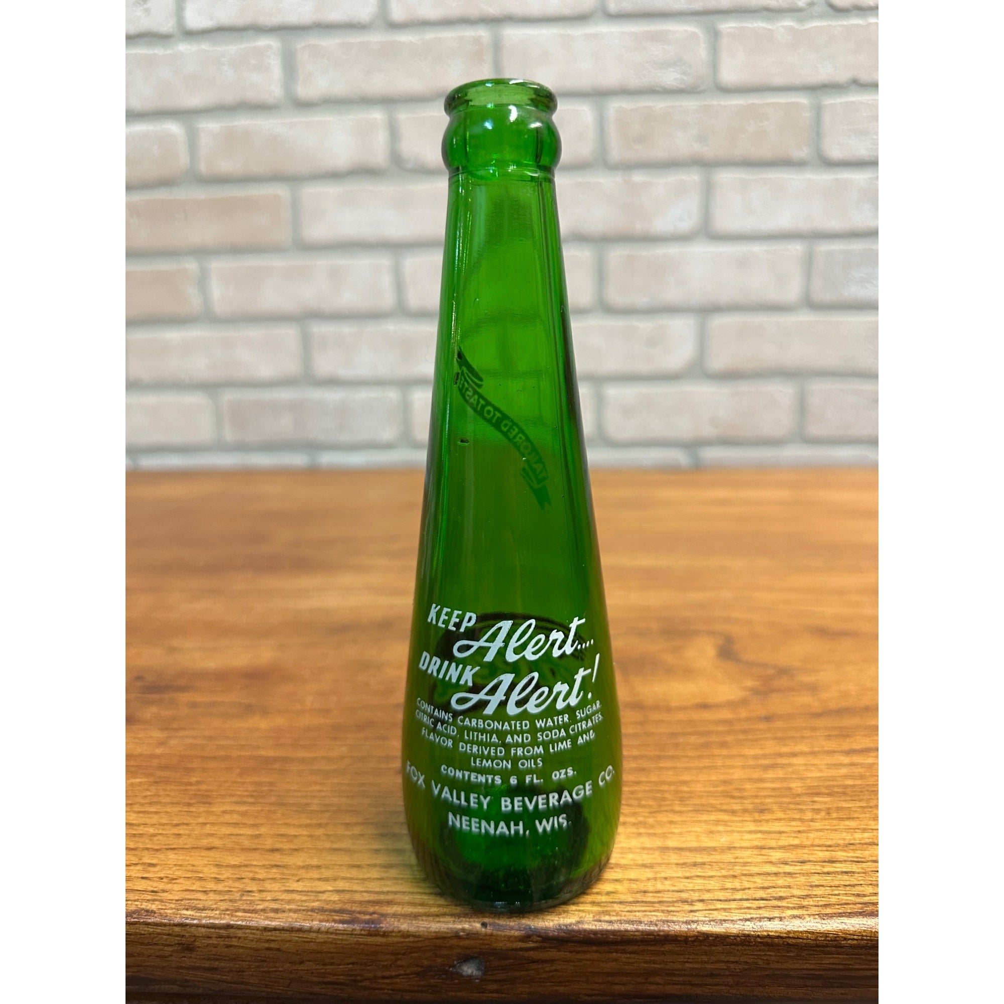 RARE Vintage ALERT Fox Valley Beverage Co. -- Neenah, Wis -- ACL Soda Bottle