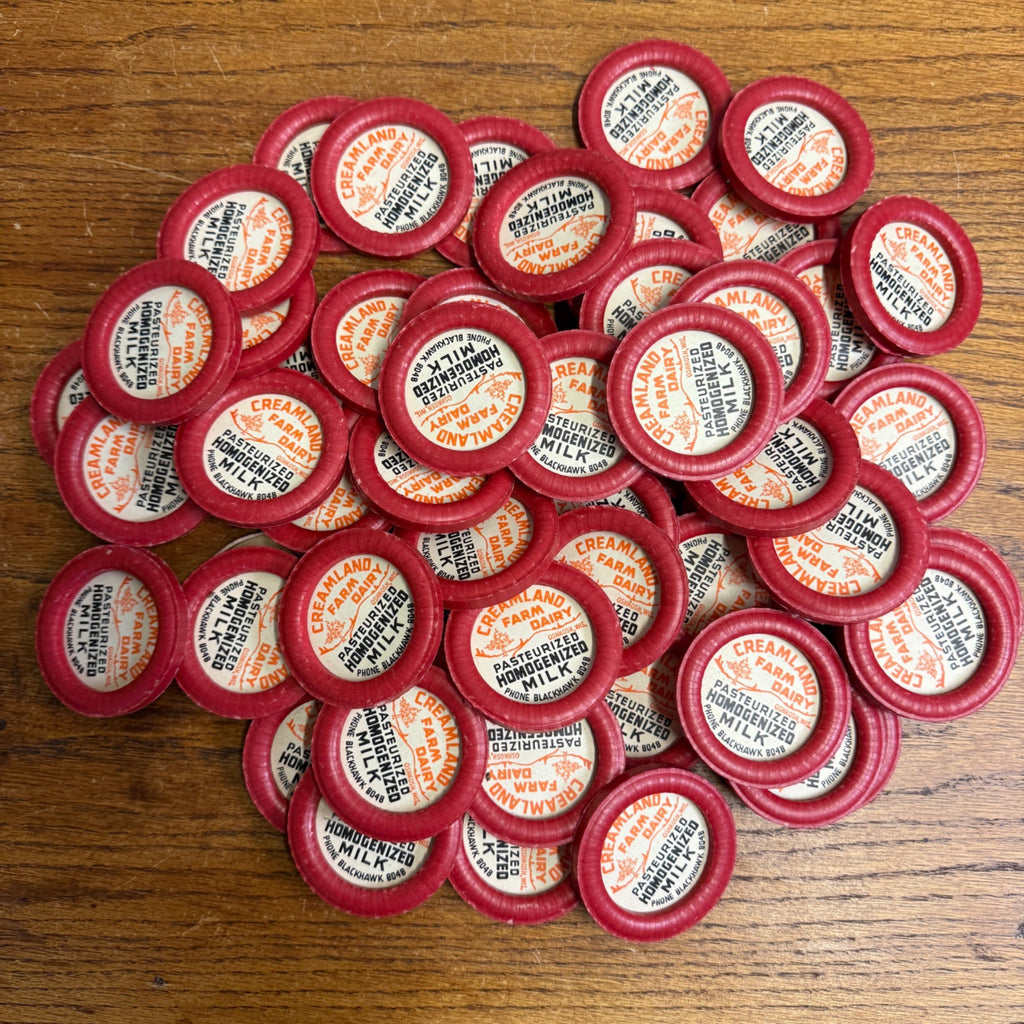 Milk Bottle Cap - Creamland Dairy Products Farm - Oshkosh Wisconsin WI Wis - Advertising