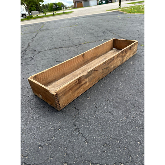 Antique Primitive Long Dovetailed Shipping Crate Box Primitive Staging Riser