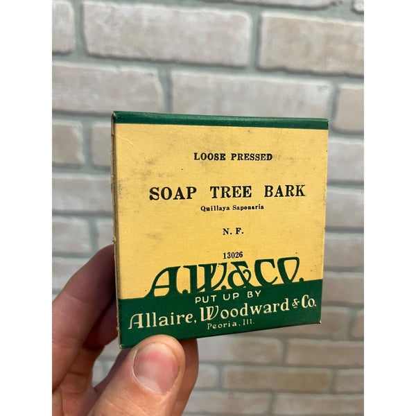 Antique Soap Tree Bark Quillaya Saponaria Apothecary Pharmacy Drug Box