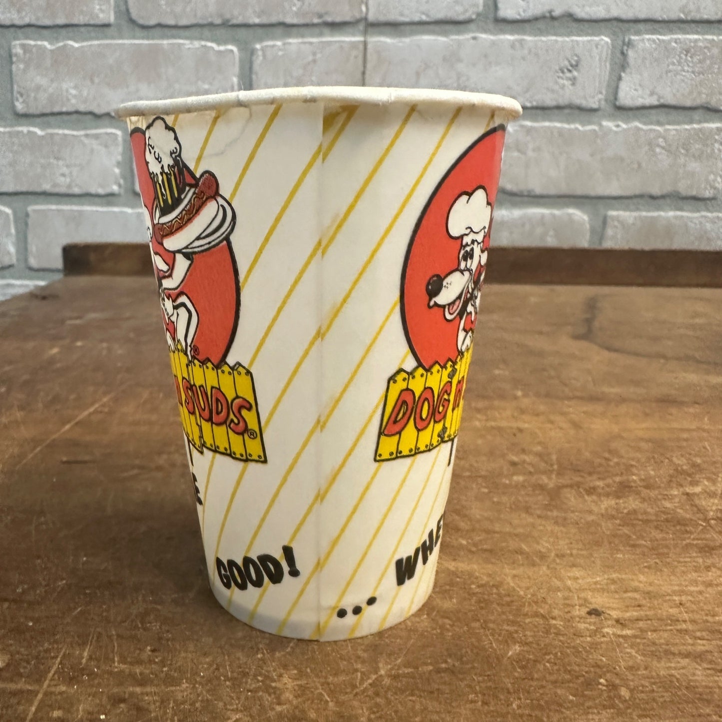 VINTAGE 1950'S DOG N SUDS WAX PAPER CUP PROMOTIONAL SODA POP