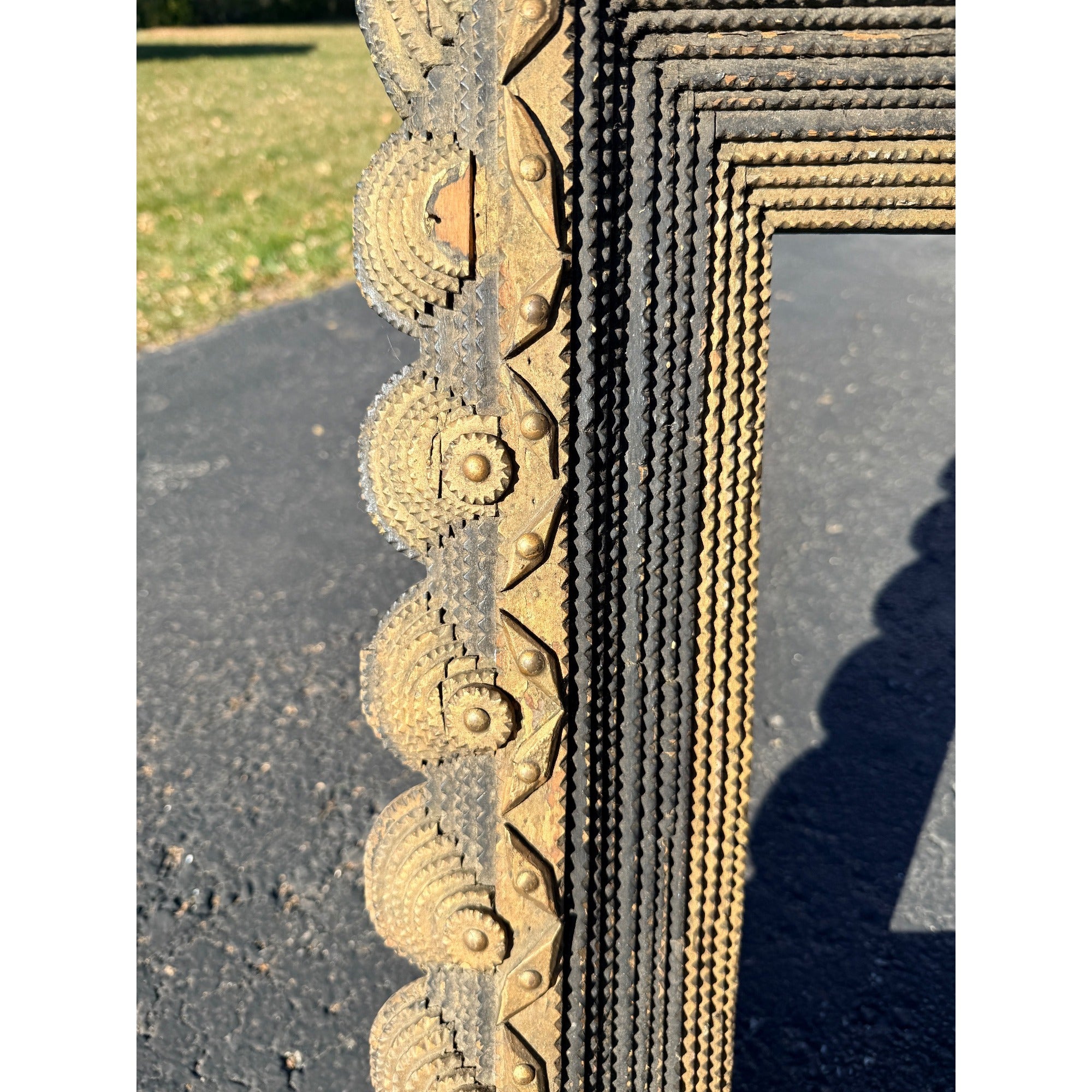 Beautiful Early Victorian Tramp Art Frame Gold Black Folk Art