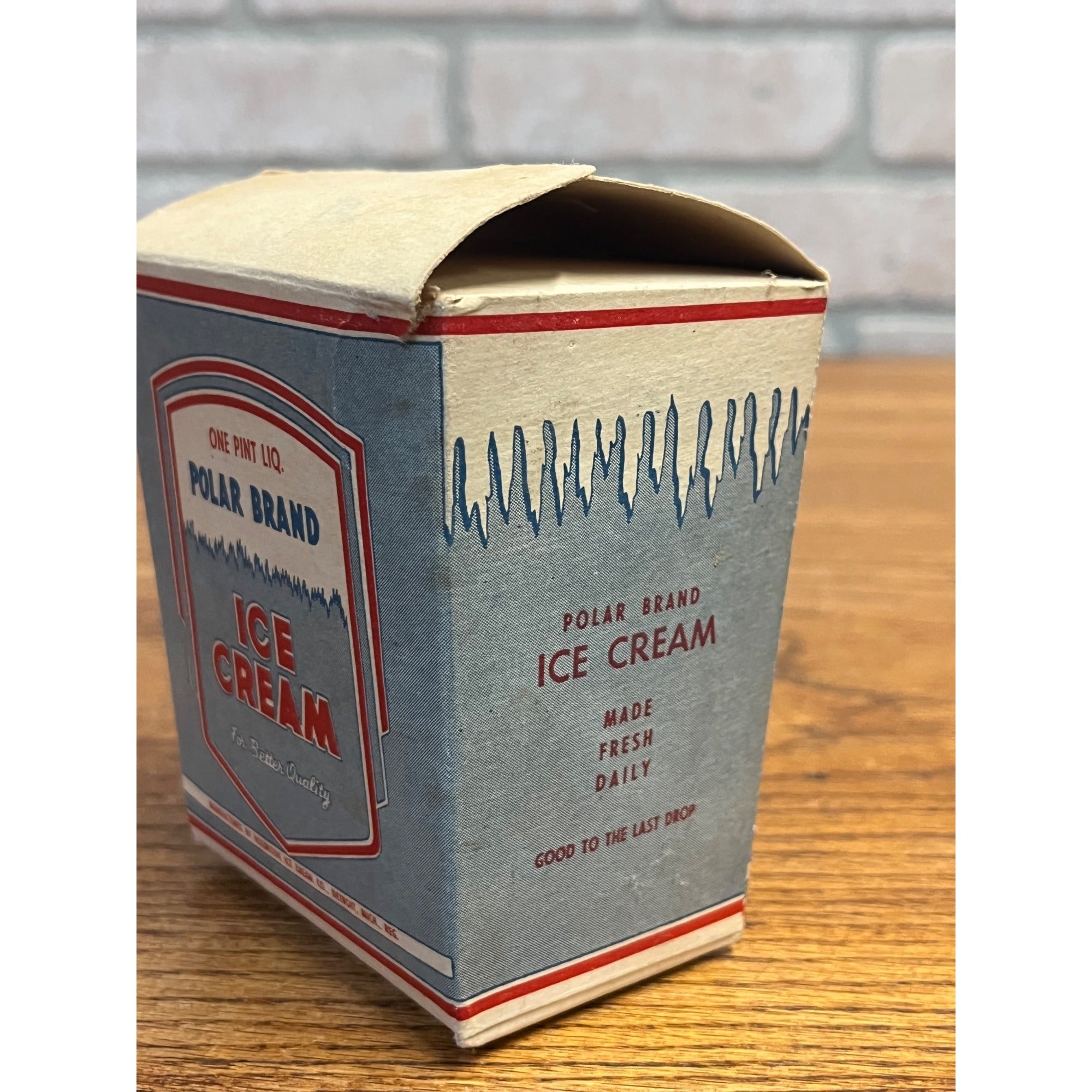Vintage Polar Brand Holbrook Pint Ice Cream Container Detroit MI Michigan Country Store Display Box