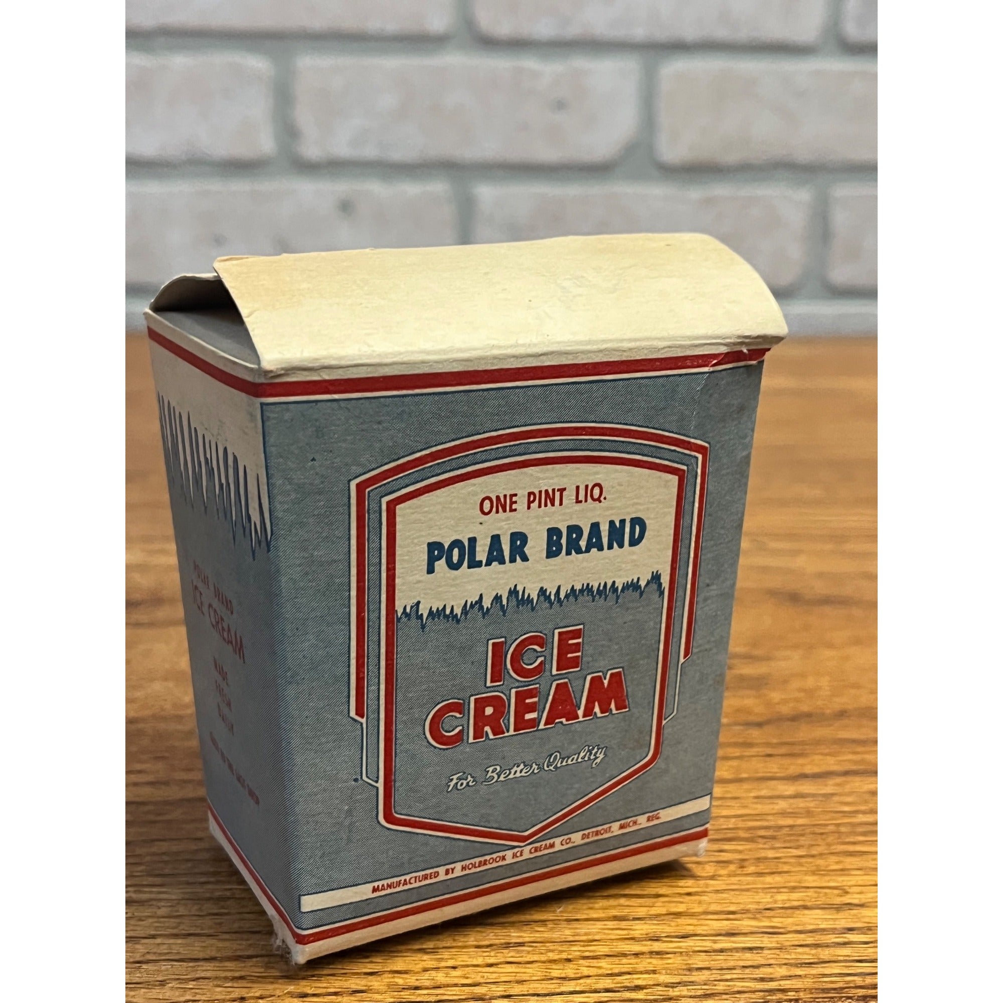 Vintage Polar Brand Holbrook Pint Ice Cream Container Detroit MI Michigan Country Store Display Box