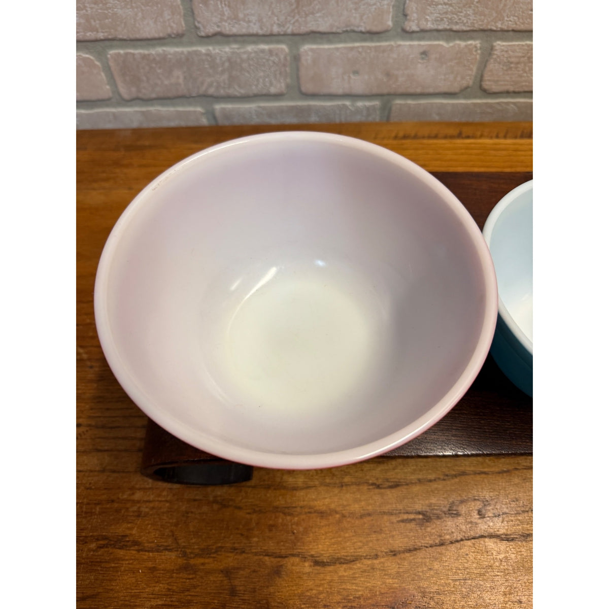 Vintage Set of Two Pyrex Ovenware Painted Milk Glass Bowls Red No. 402 and Blue No. 401 MCM Serveware USA