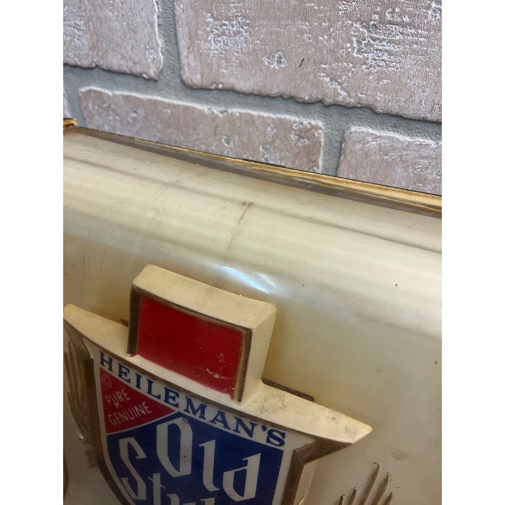 Vintage 1984 Heilman's Old Style Beer Lighted Bar Sign Wisconsin ON TAP - As-Is