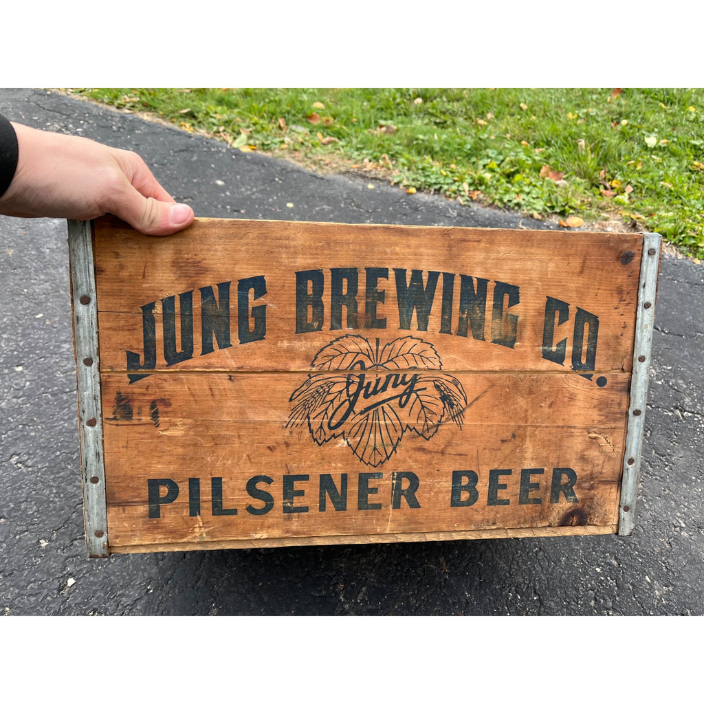 Vintage Jung Brewing Co. Random Lake WI Wooden Beer Crate Bottle Case