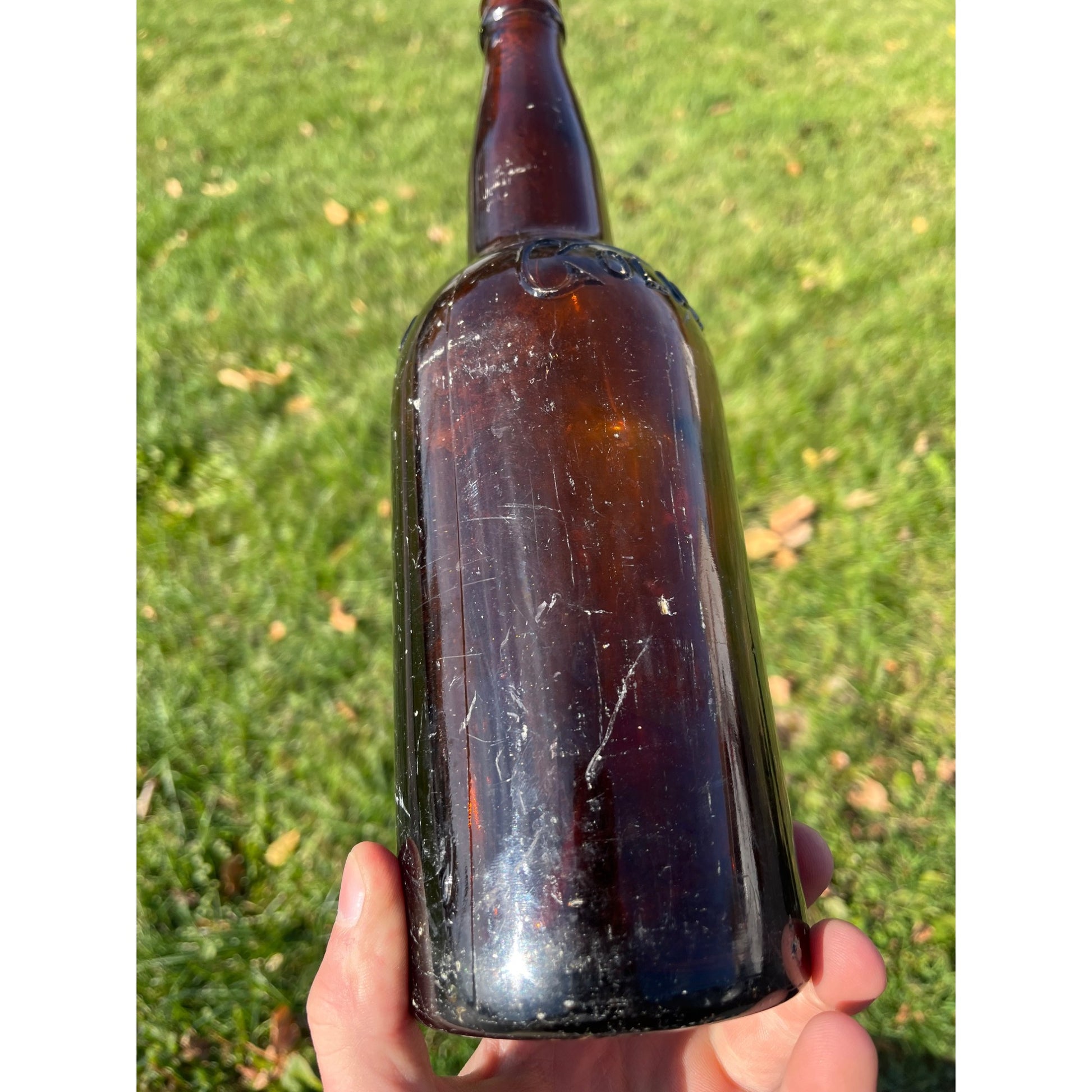 Vintage Kurth Brewing Co. Columbus Wisconsin QUART Pre-Pro Amber Beer Bottle