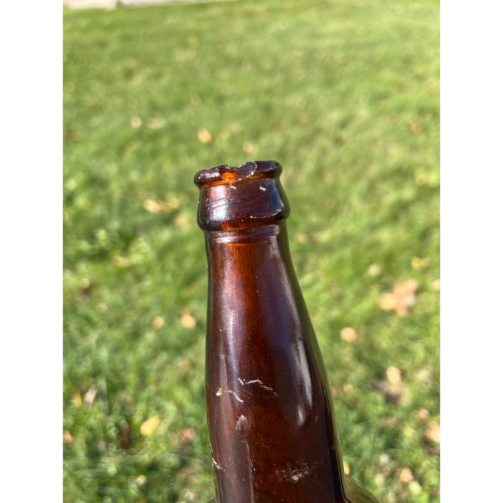 Vintage Kurth Brewing Co. Columbus Wisconsin QUART Pre-Pro Amber Beer Bottle