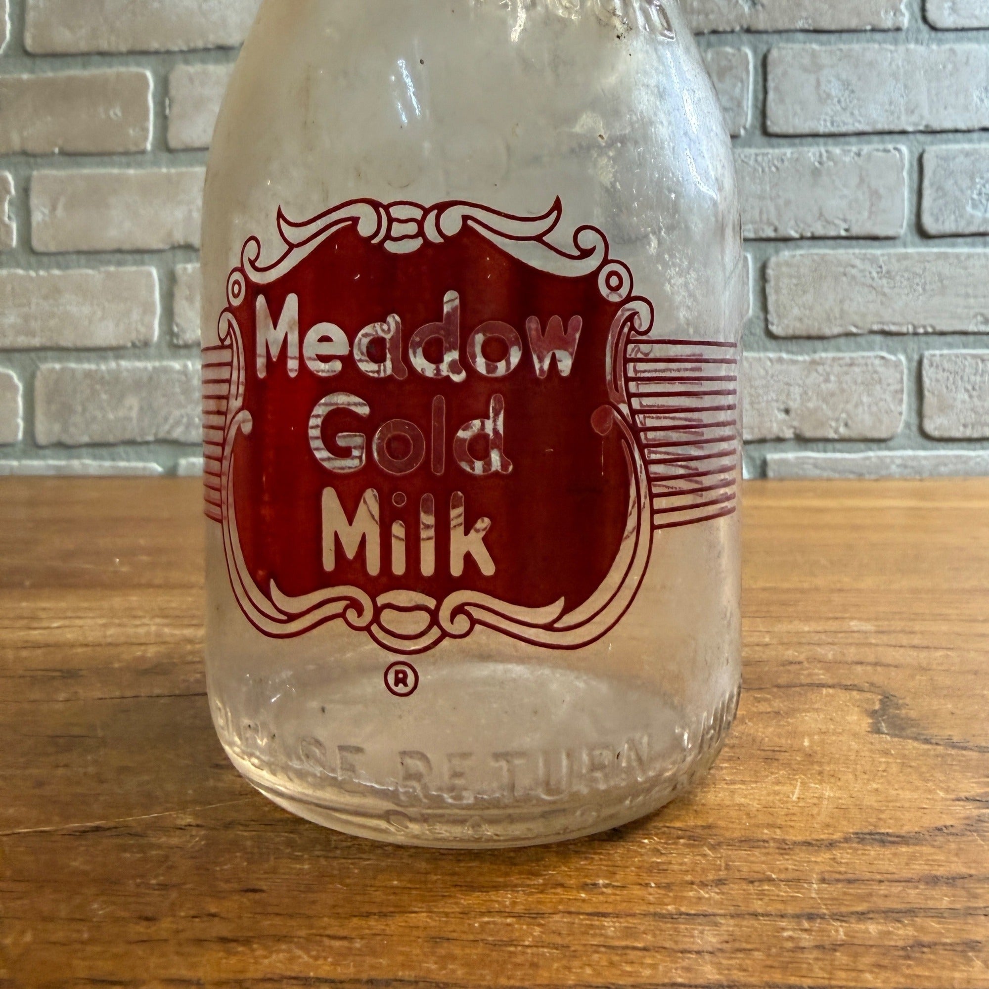 Vintage Meadow Gold Milk Silver Seal Quart Milk Bottle Dairy Glass