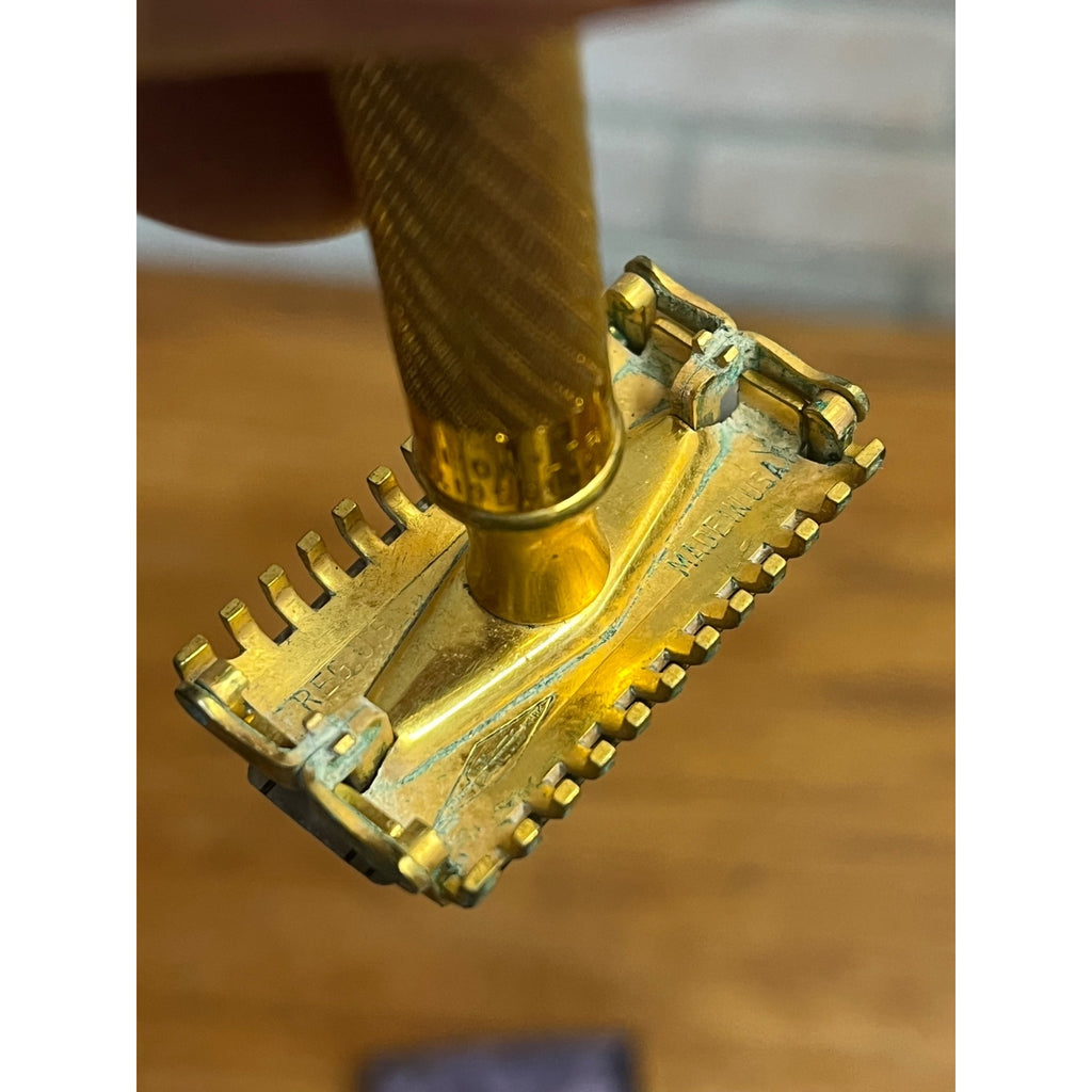 Vintage 1934 Gillette Aristocrat Gold Safety Razor Christmas DeLuxe Brass Box