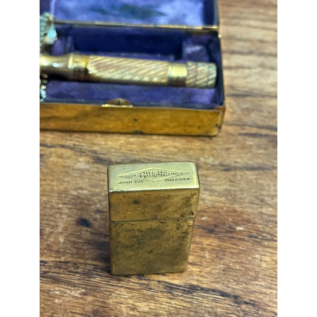 Vintage 1934 Gillette Aristocrat Gold Safety Razor Christmas DeLuxe Brass Box