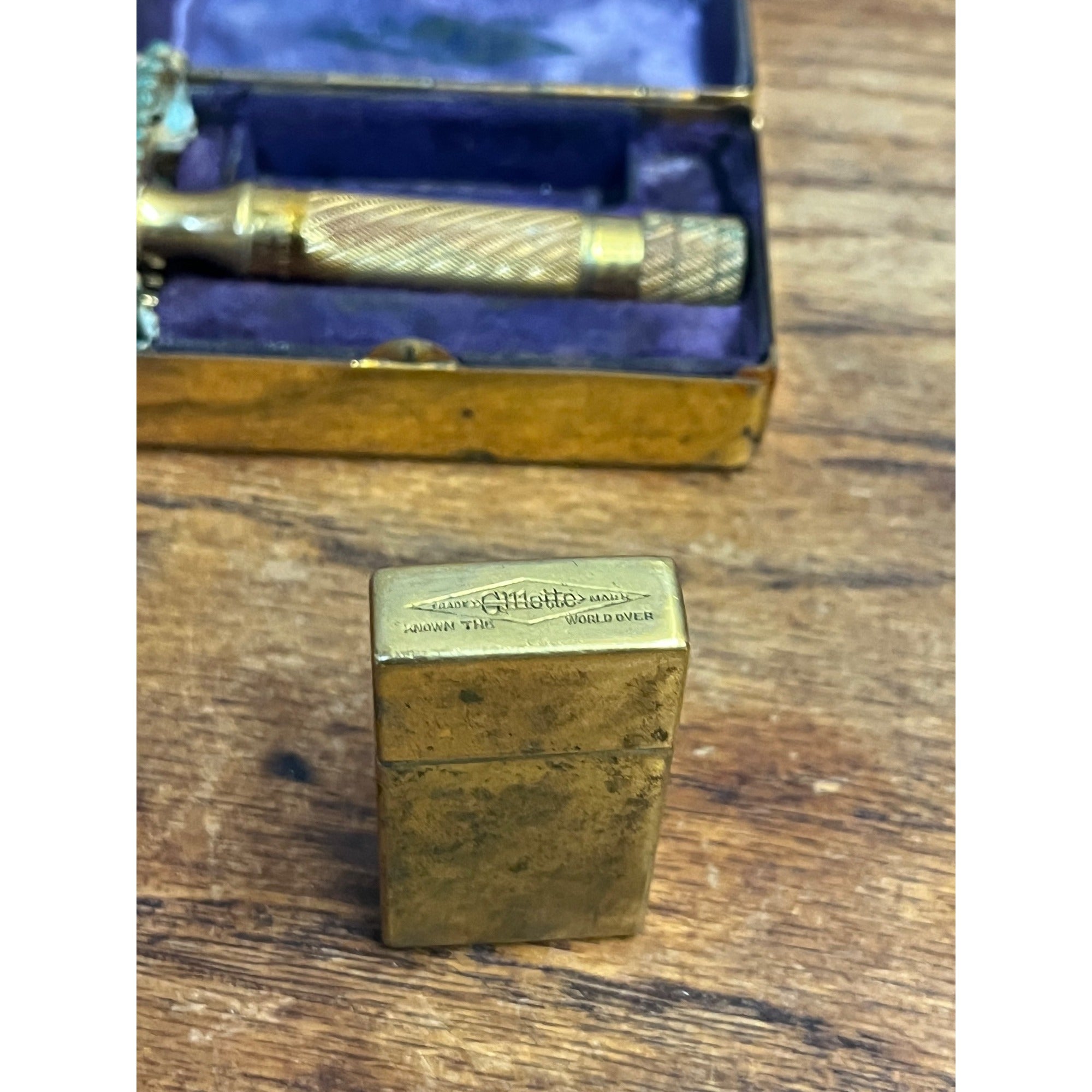 Vintage 1934 Gillette Aristocrat Gold Safety Razor Christmas DeLuxe Brass Box