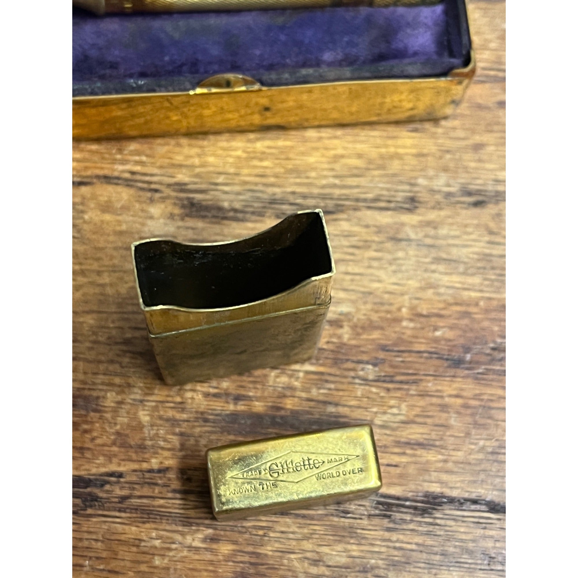 Vintage 1934 Gillette Aristocrat Gold Safety Razor Christmas DeLuxe Brass Box