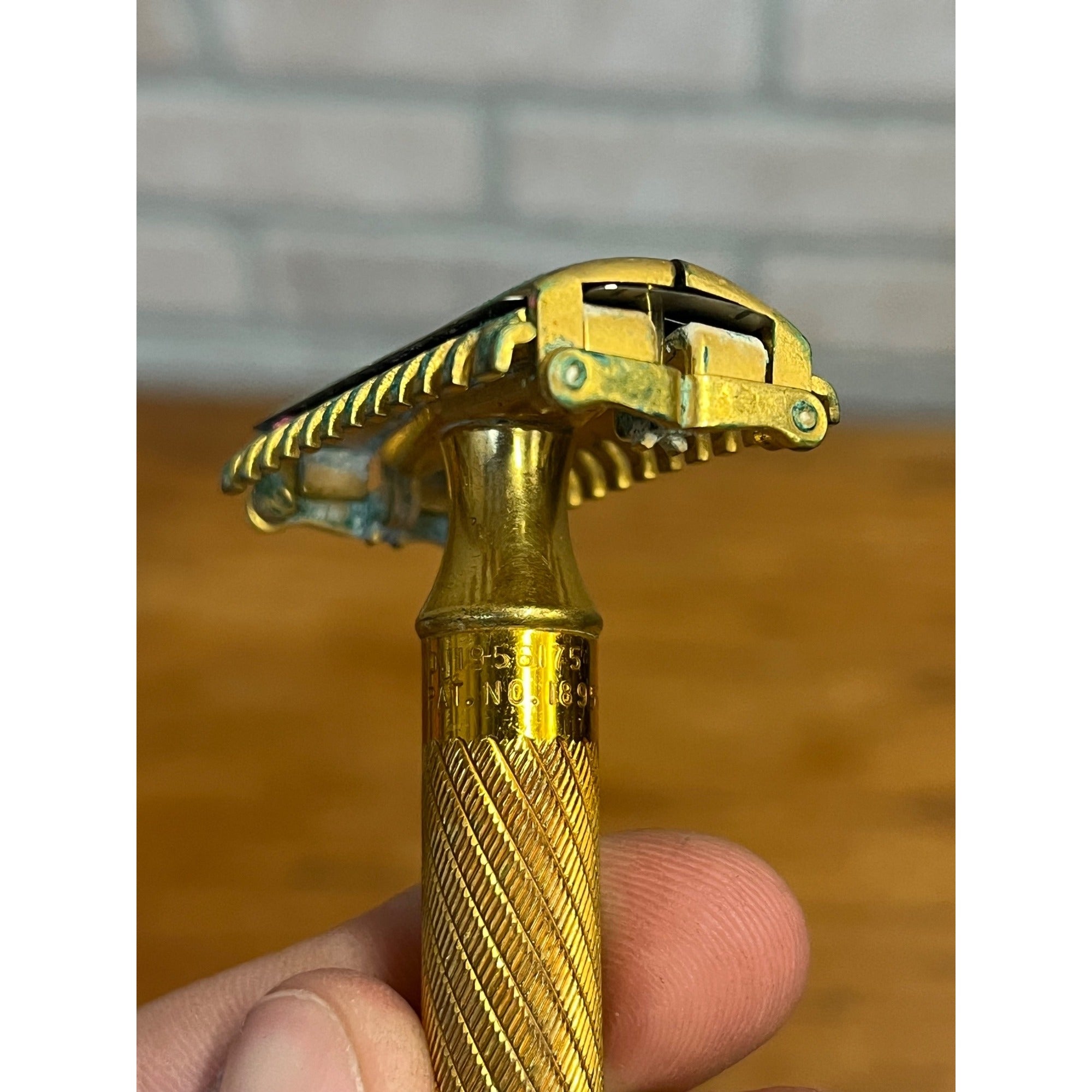 Vintage 1934 Gillette Aristocrat Gold Safety Razor Christmas DeLuxe Brass Box