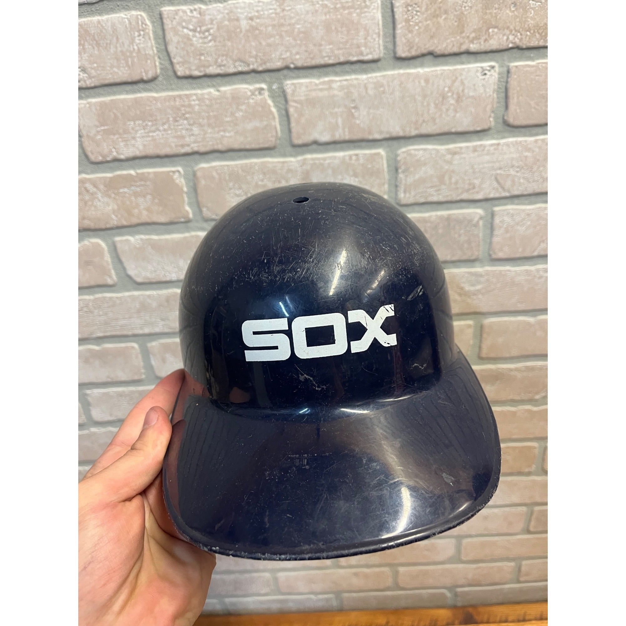 1970s CHICAGO WHITE SOX Sports Products Corp Plastic Batting Helmet MLB Souvenir