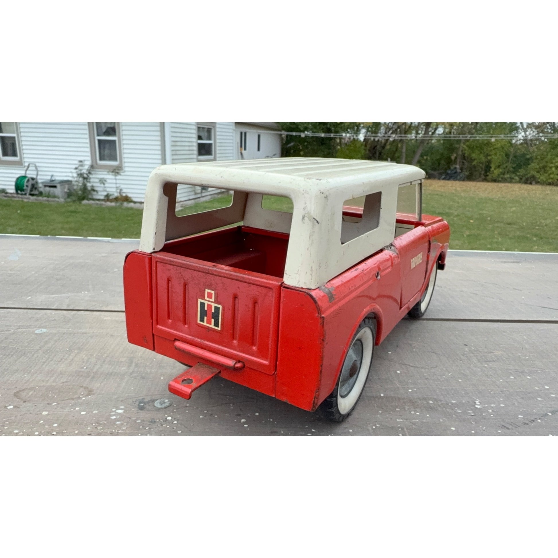 Vintage Tru-Scale International Harvester Scout Truck Pressed Steel Toy