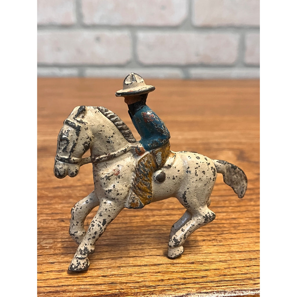 Scarce Grey Iron G59 Cast Iron Mounted Masked Bandit Cowboy Toy Figure