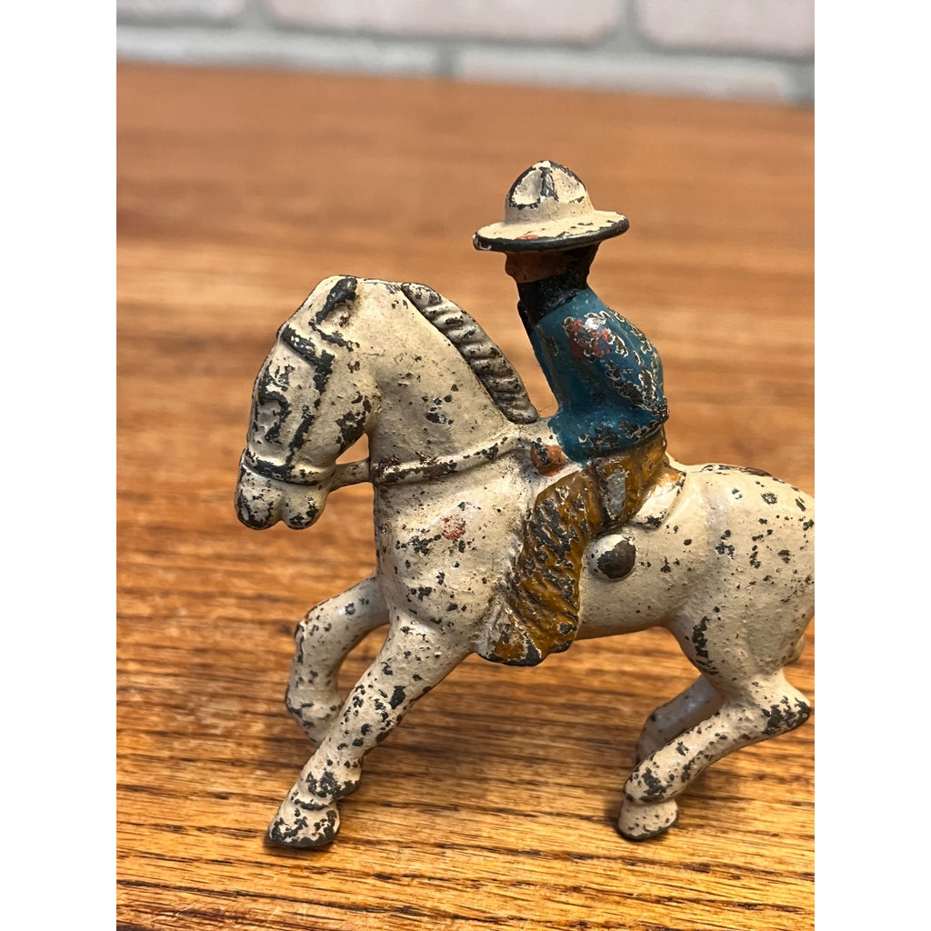 Scarce Grey Iron G59 Cast Iron Mounted Masked Bandit Cowboy Toy Figure