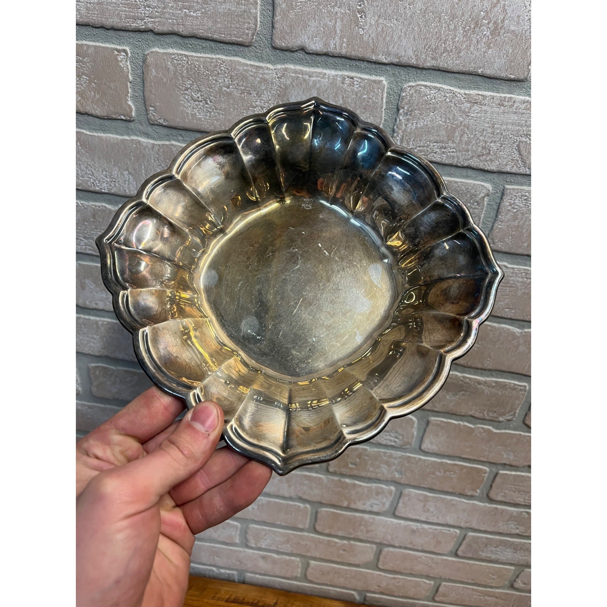 Vintage Chippendale by Reed & Barton Silver Plated 8-1/2" Serving Bowl Dish