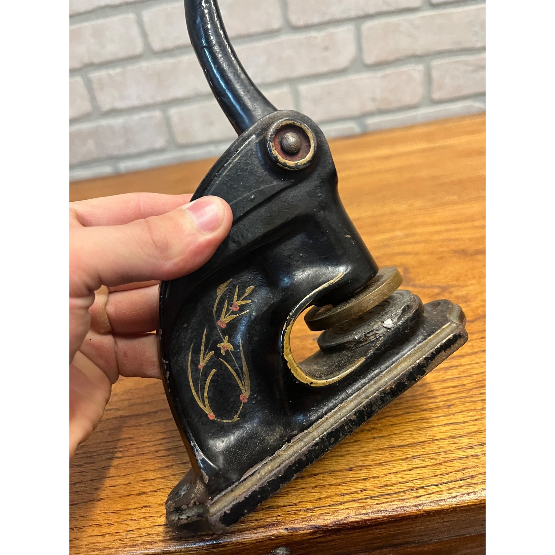 Antique Notary Public Mystic Workers Of The World Cast Iron Seal Stamp