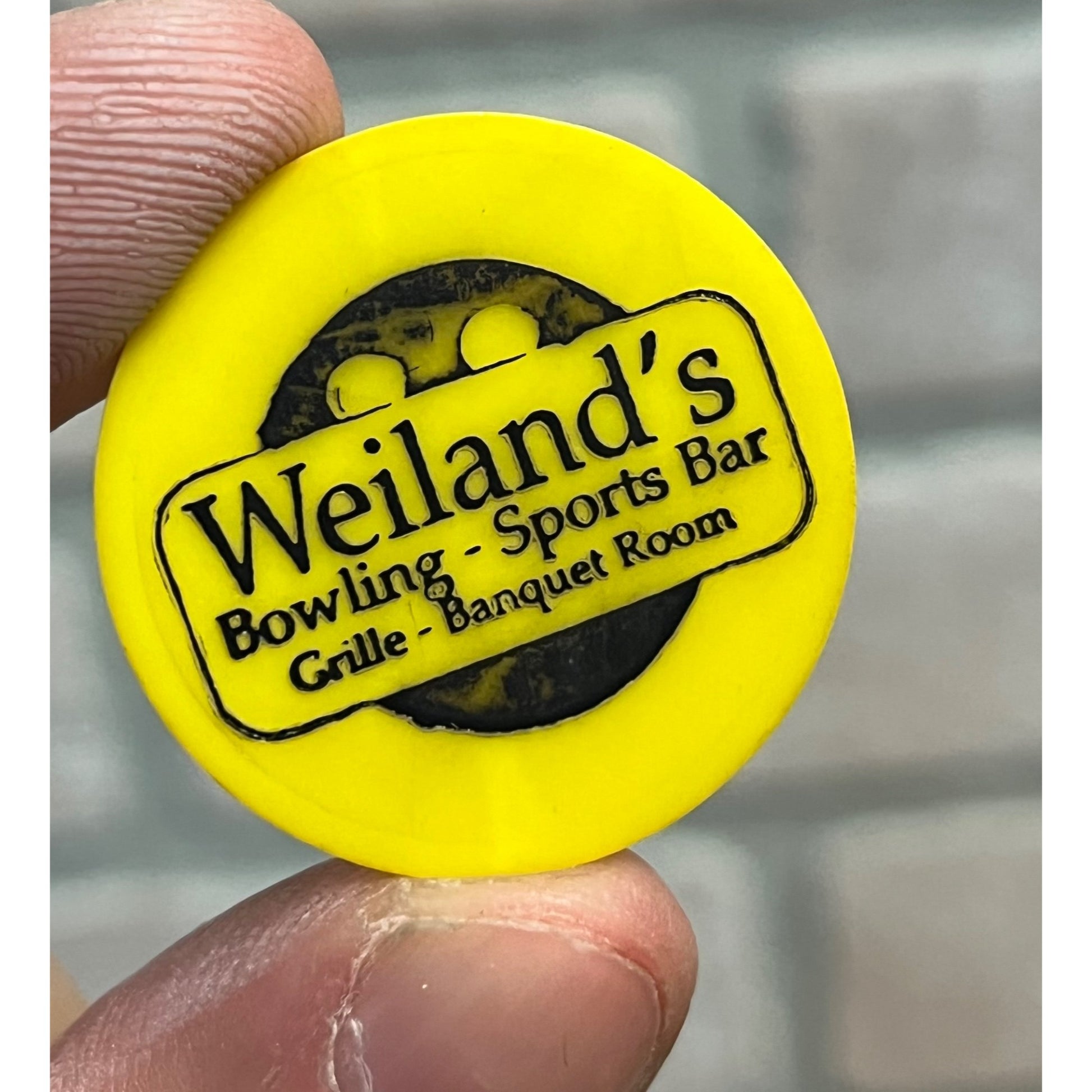 Vintage Weiland's Bowling Alley Bar Token Plastic West Bend Wisconsin