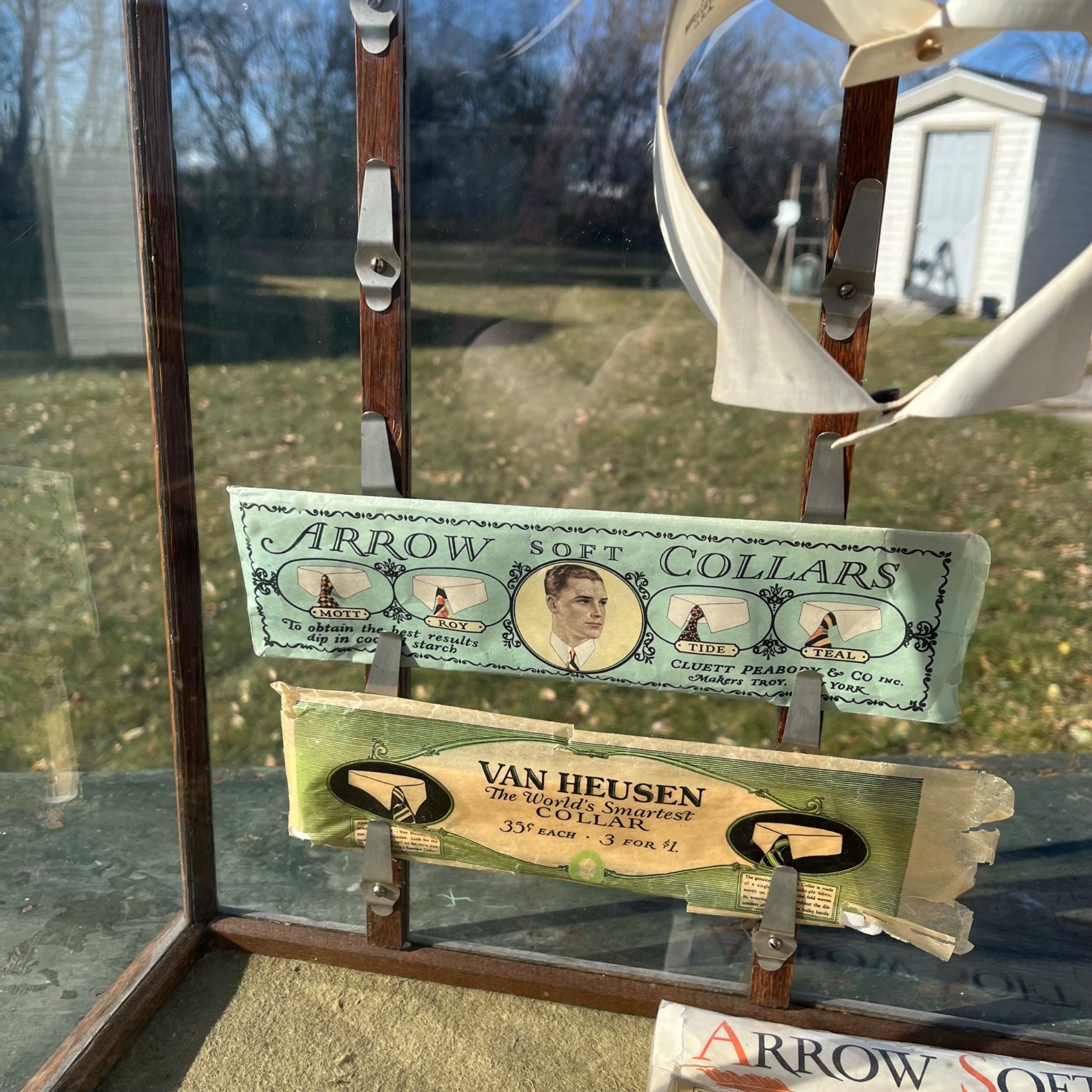 Original Vintage 1930s Arrow Shirt Collars Advertising Store Display Case Oak