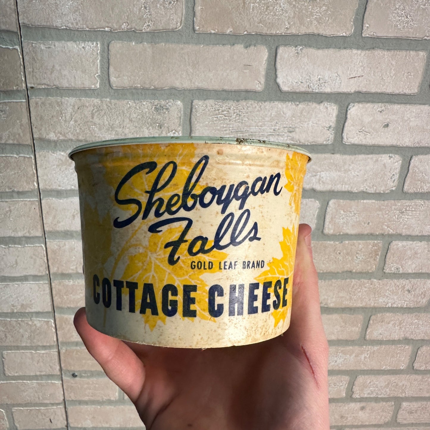 Vintage Sheboygan Falls Wi Gold Leaf Cottage Cheese Container With Cover