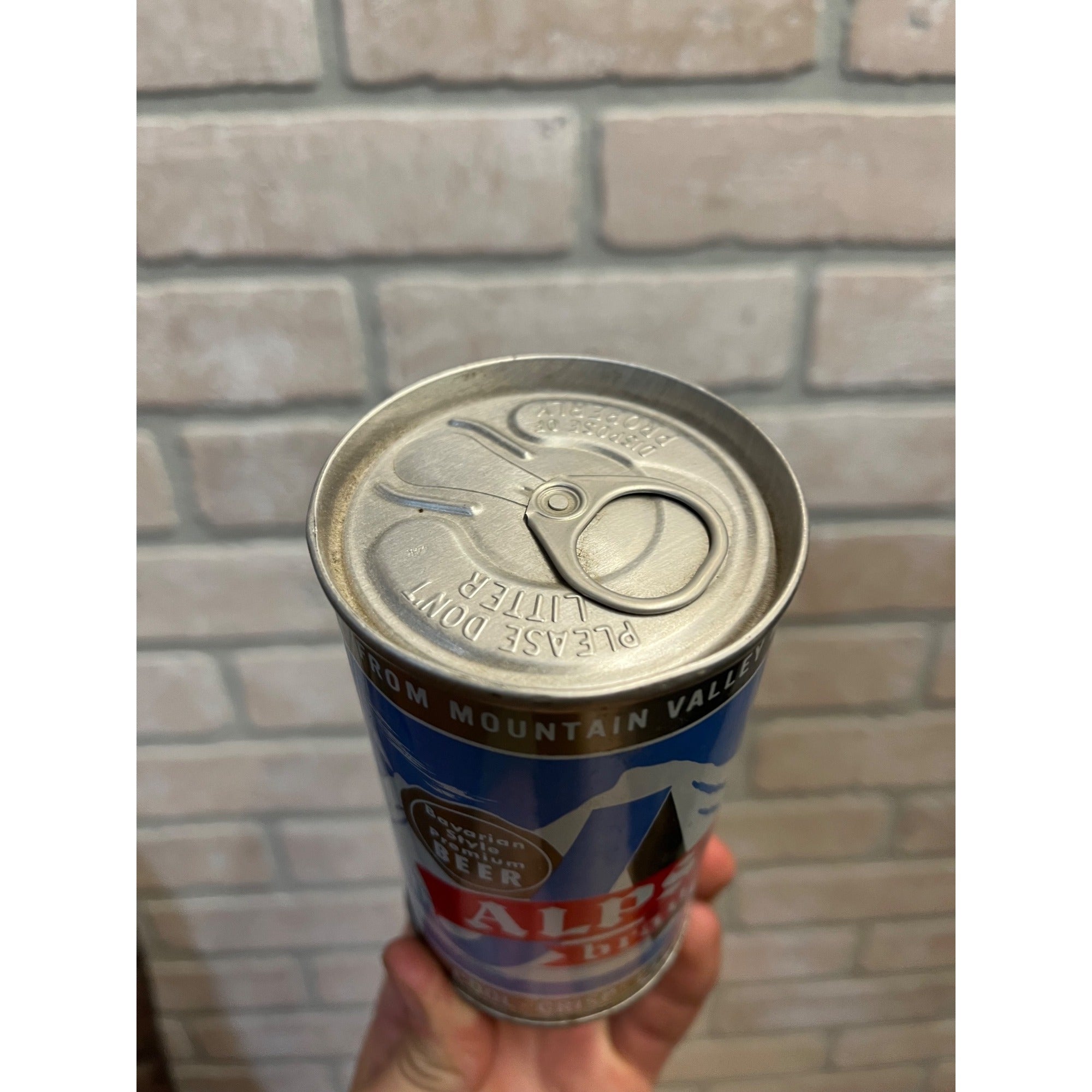 Alps Brau Bavarian Style Flat Top Beer Can - Near MINT - Centlivre Brewing Corp.