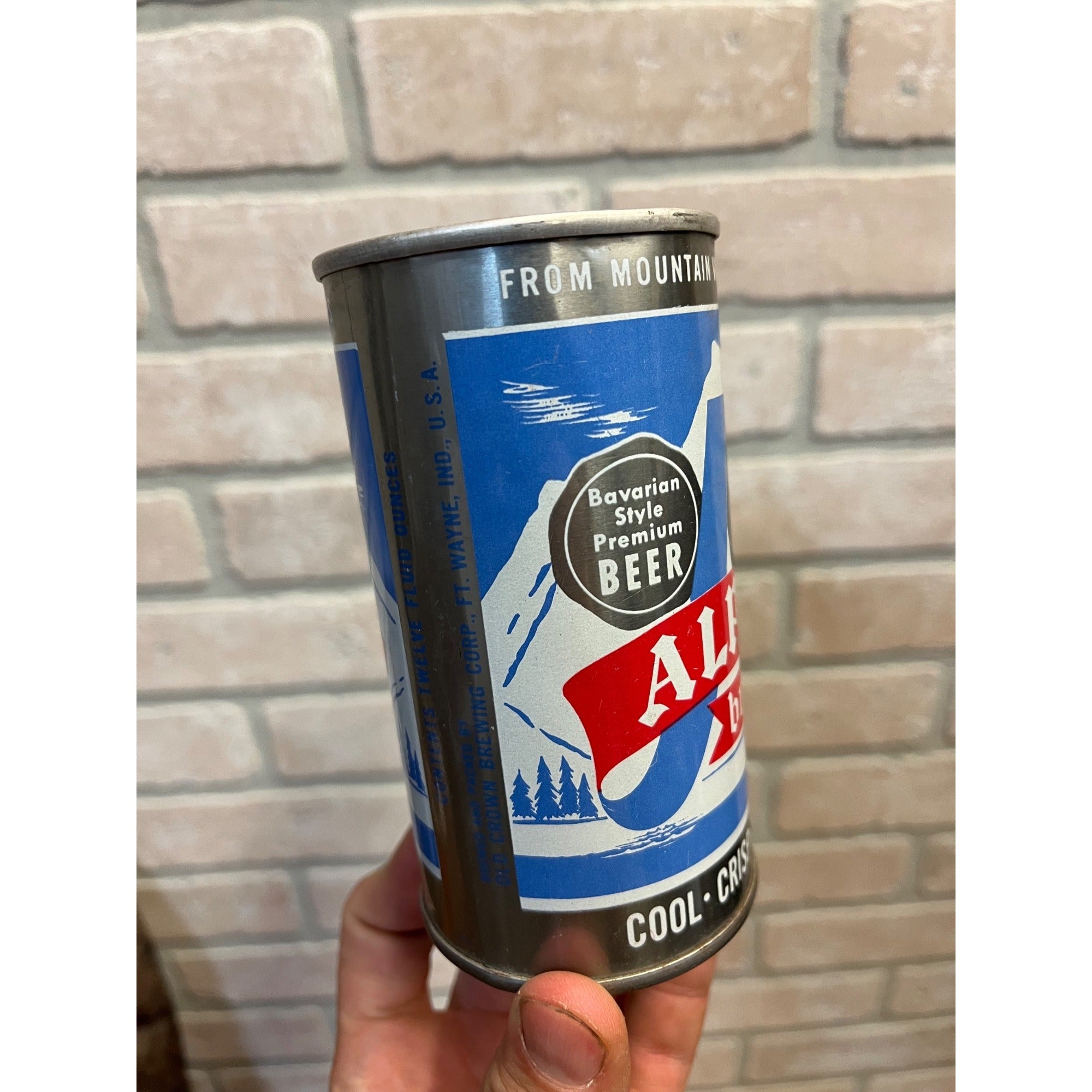 Alps Brau Bavarian Style Flat Top Beer Can - Near MINT - Centlivre Brewing Corp.